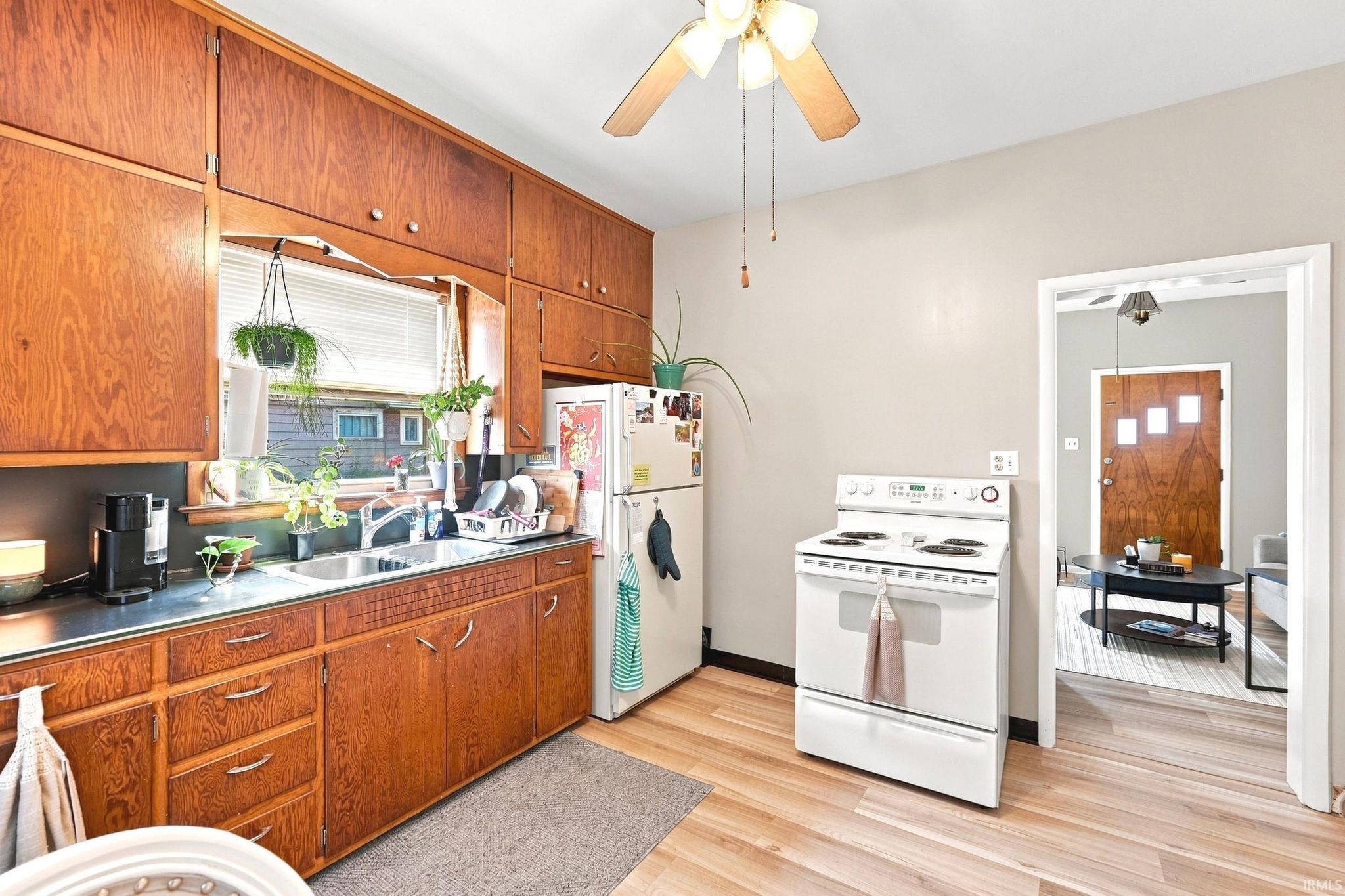 Image of 334 W 5Th Street