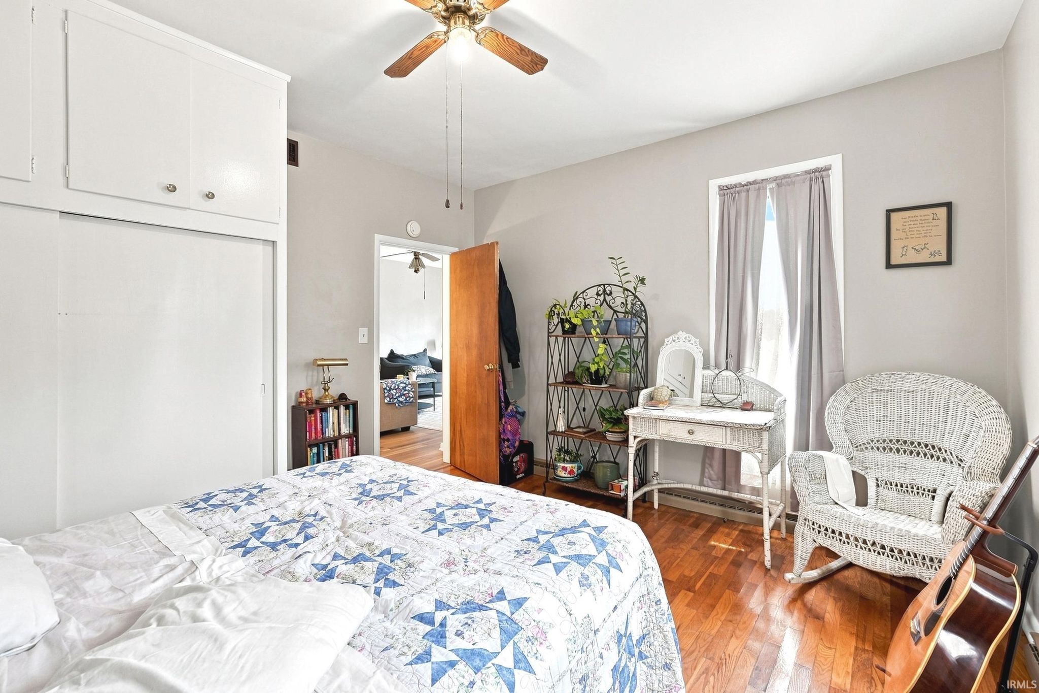 Image of 334 W 5Th Street