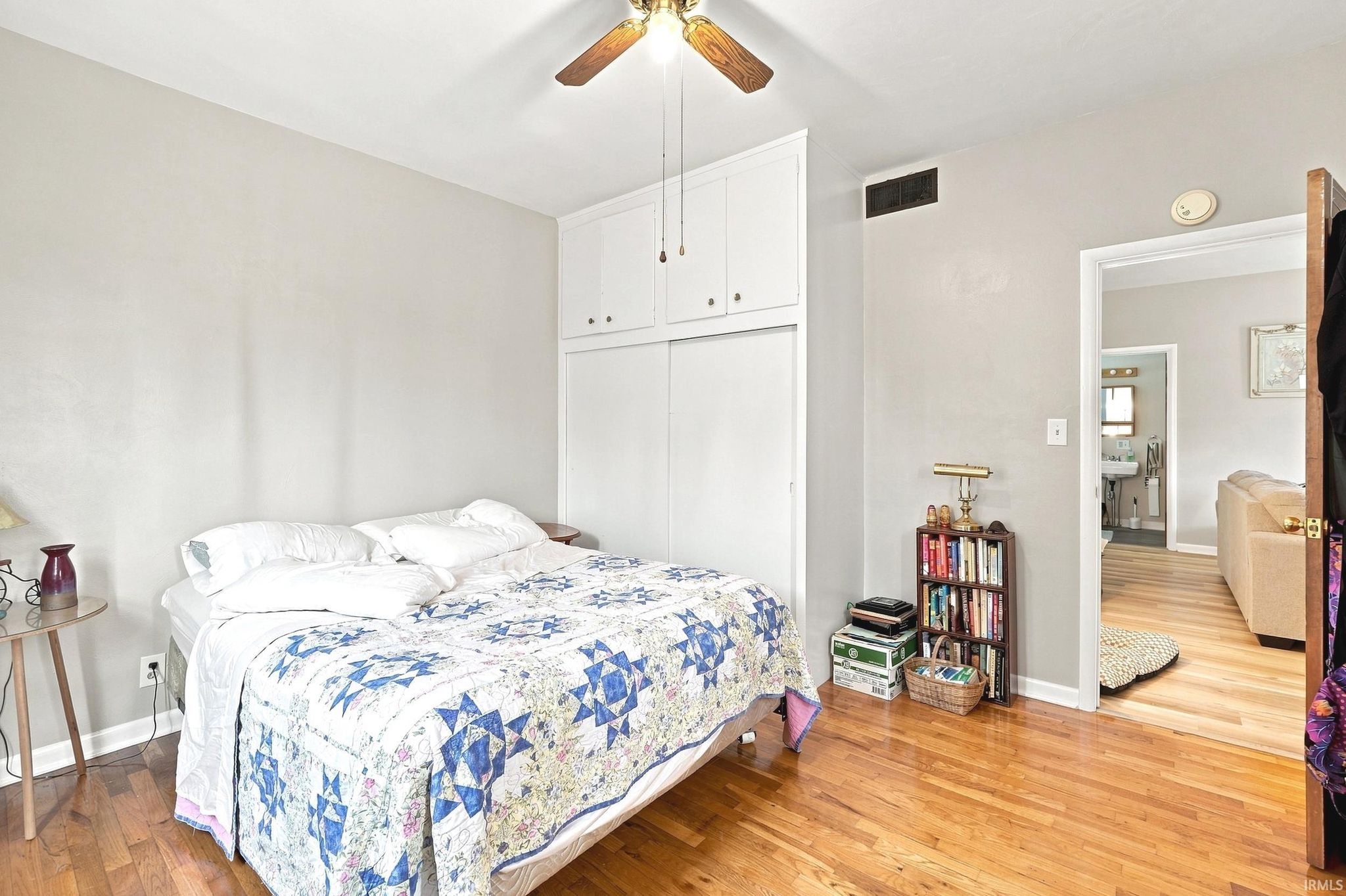 Image of 334 W 5Th Street