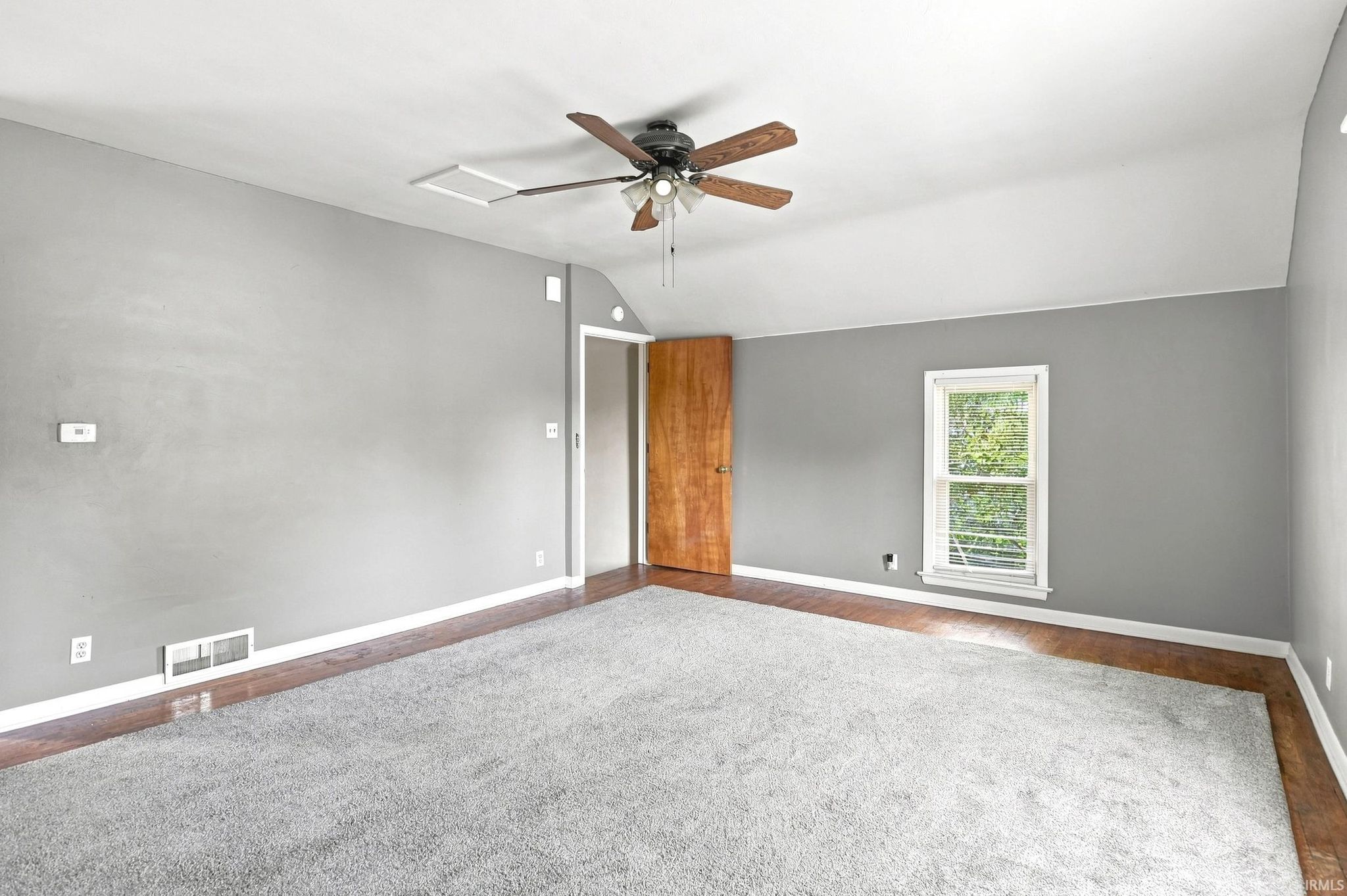Image of 334 W 5Th Street
