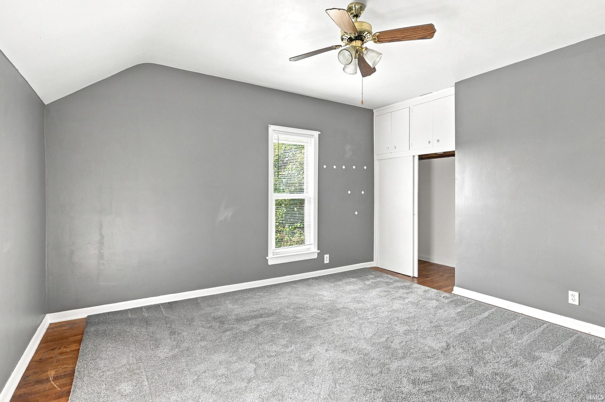 Image of 334 W 5Th Street