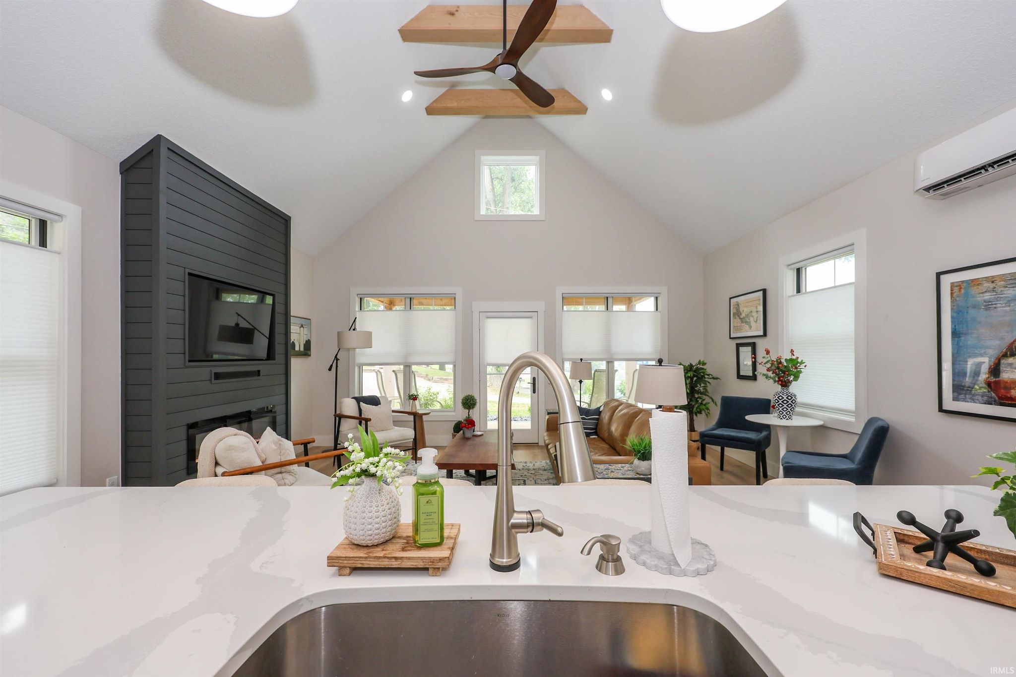 Image of 858 Lions Drive