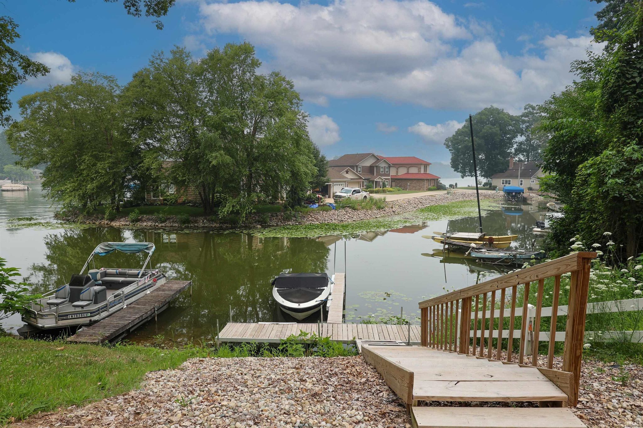 Image of 858 Lions Drive
