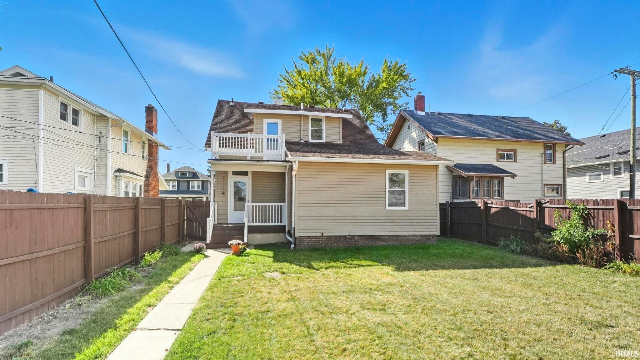 Image of 121 E Branning Avenue