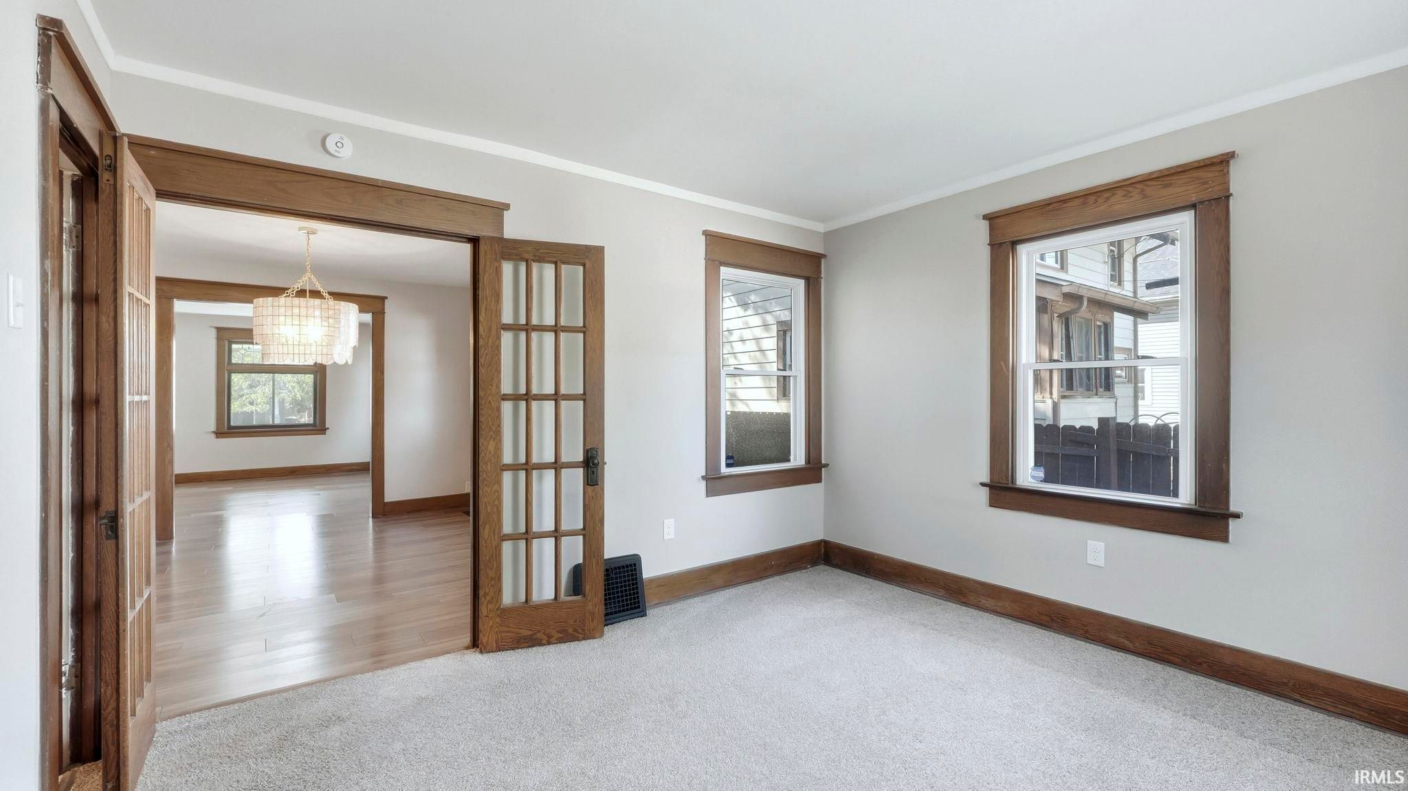 Image of 121 E Branning Avenue