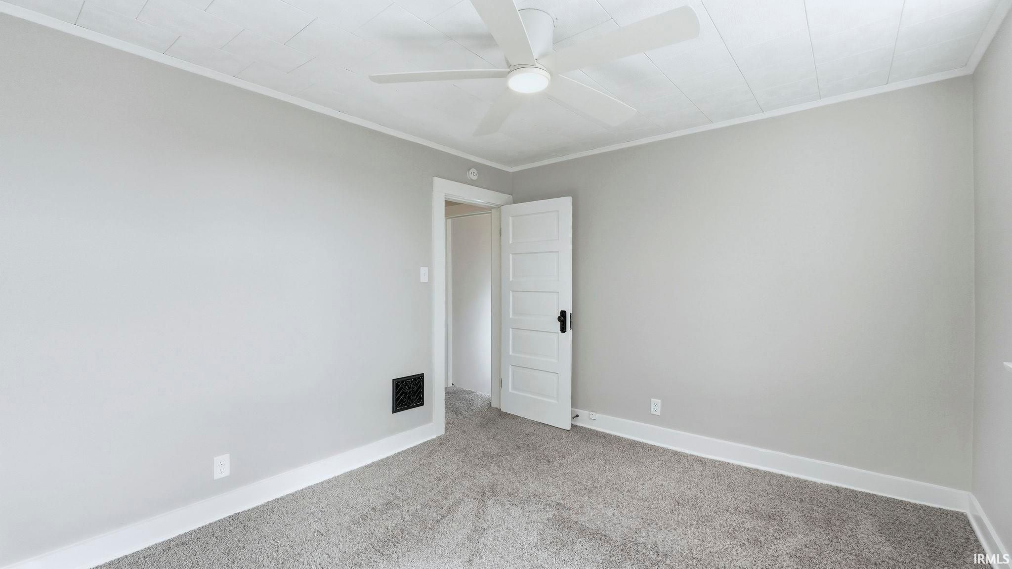 Image of 121 E Branning Avenue