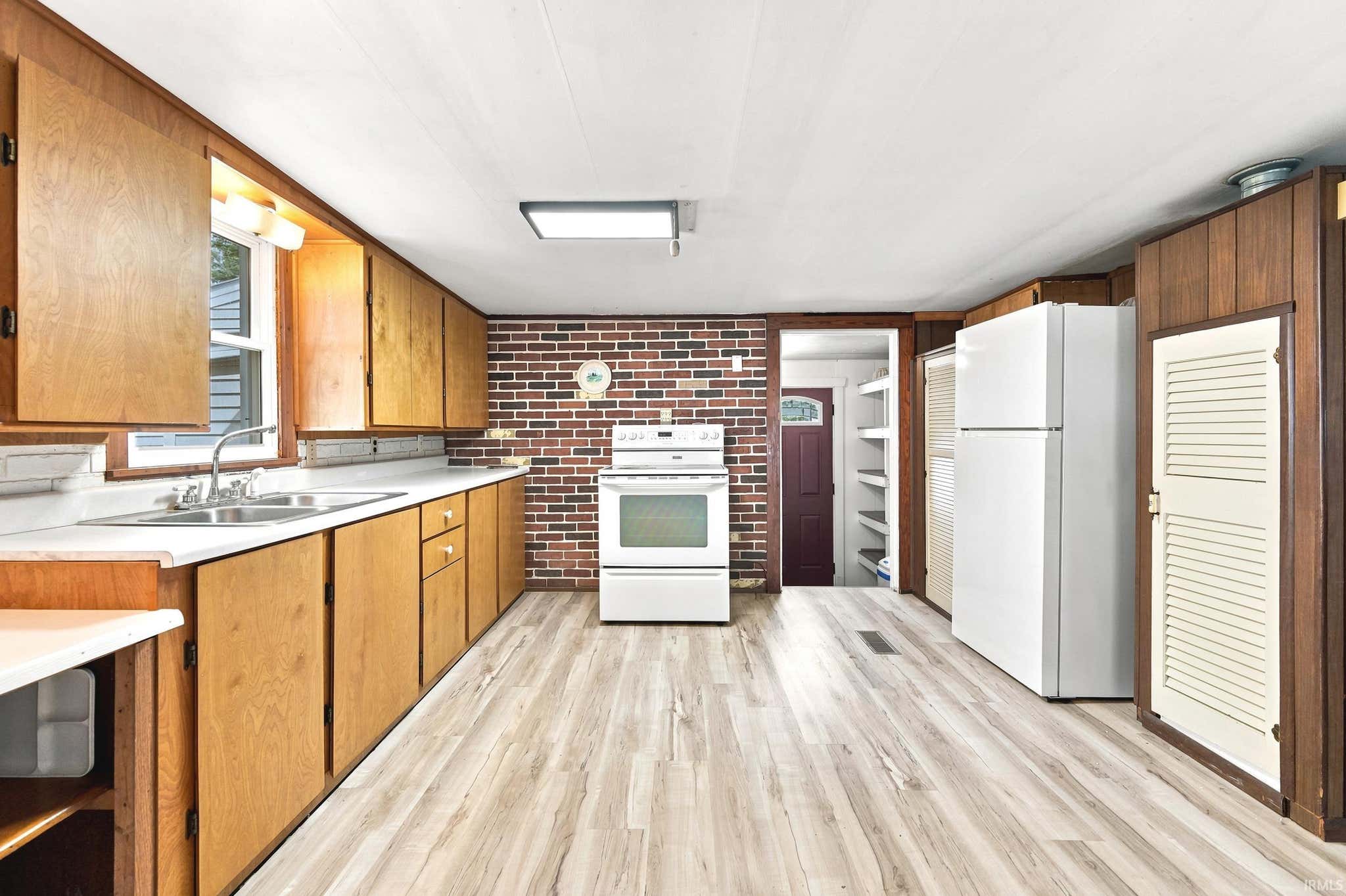 Image of 1829 S 445 E