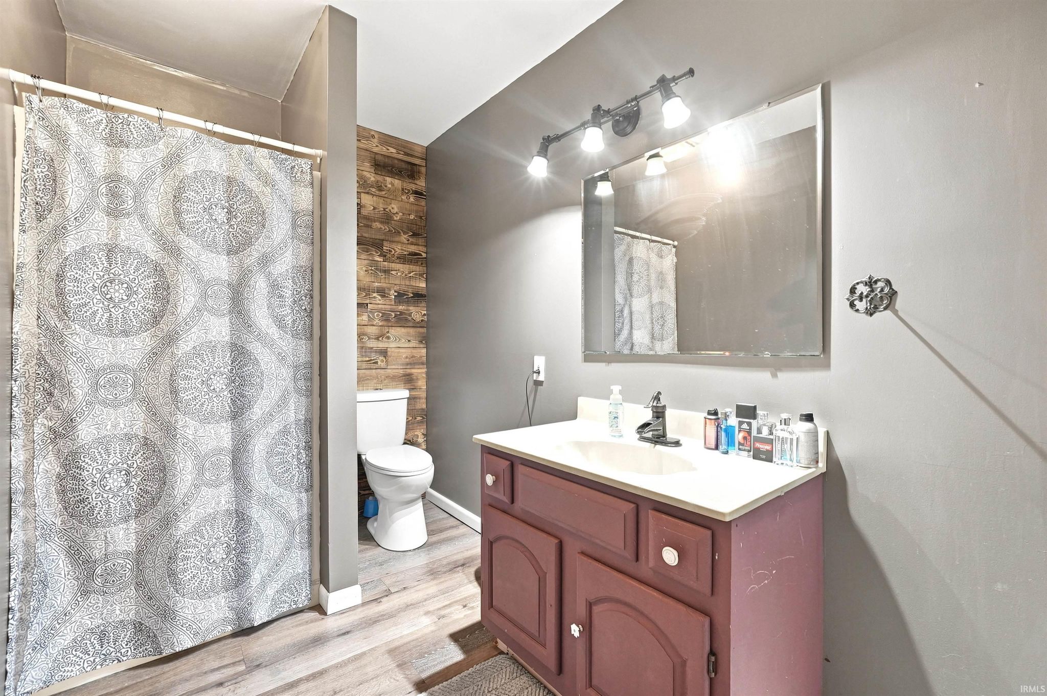 Image of 15807 Winchester Road