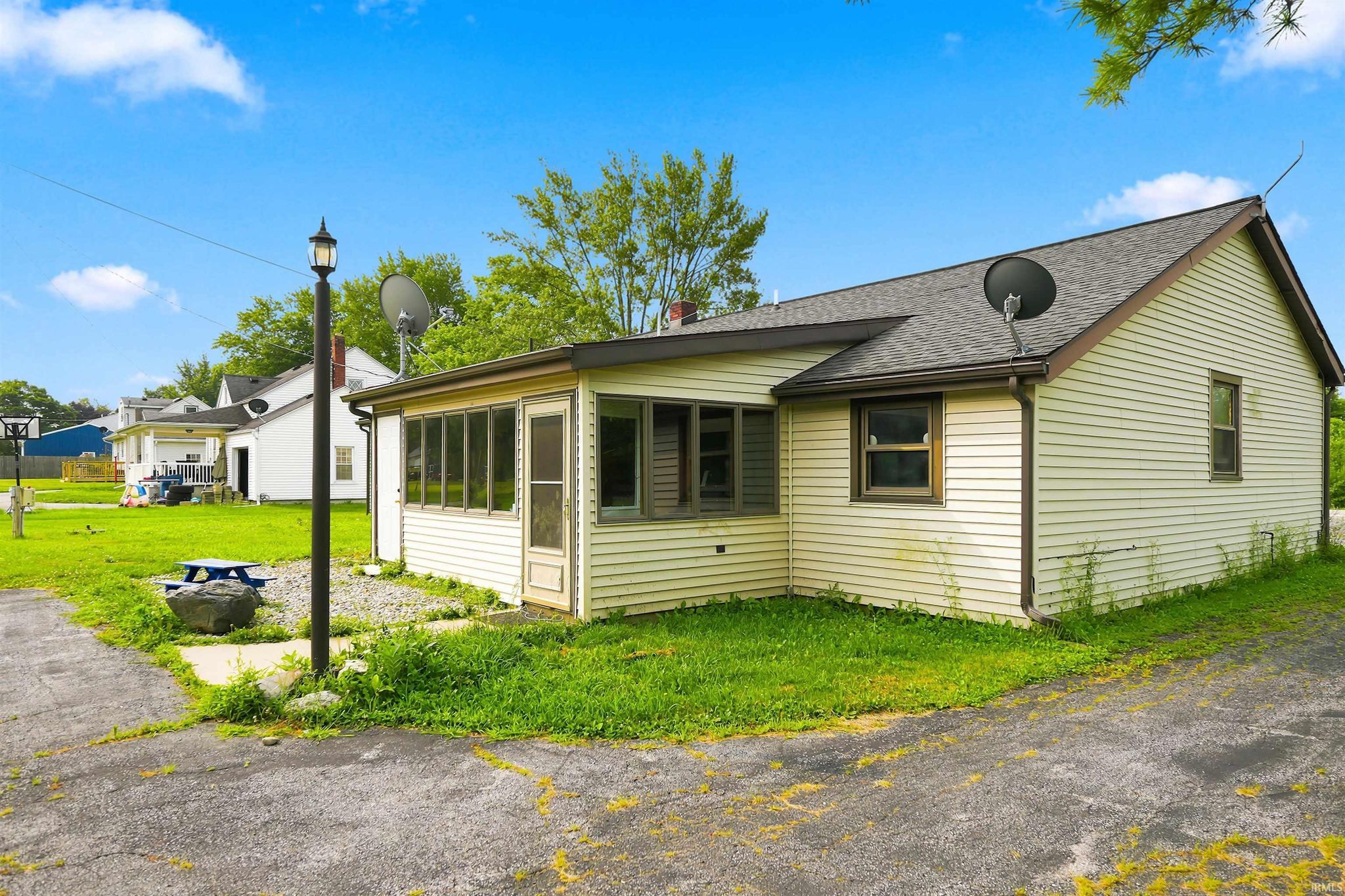 Image of 15807 Winchester Road