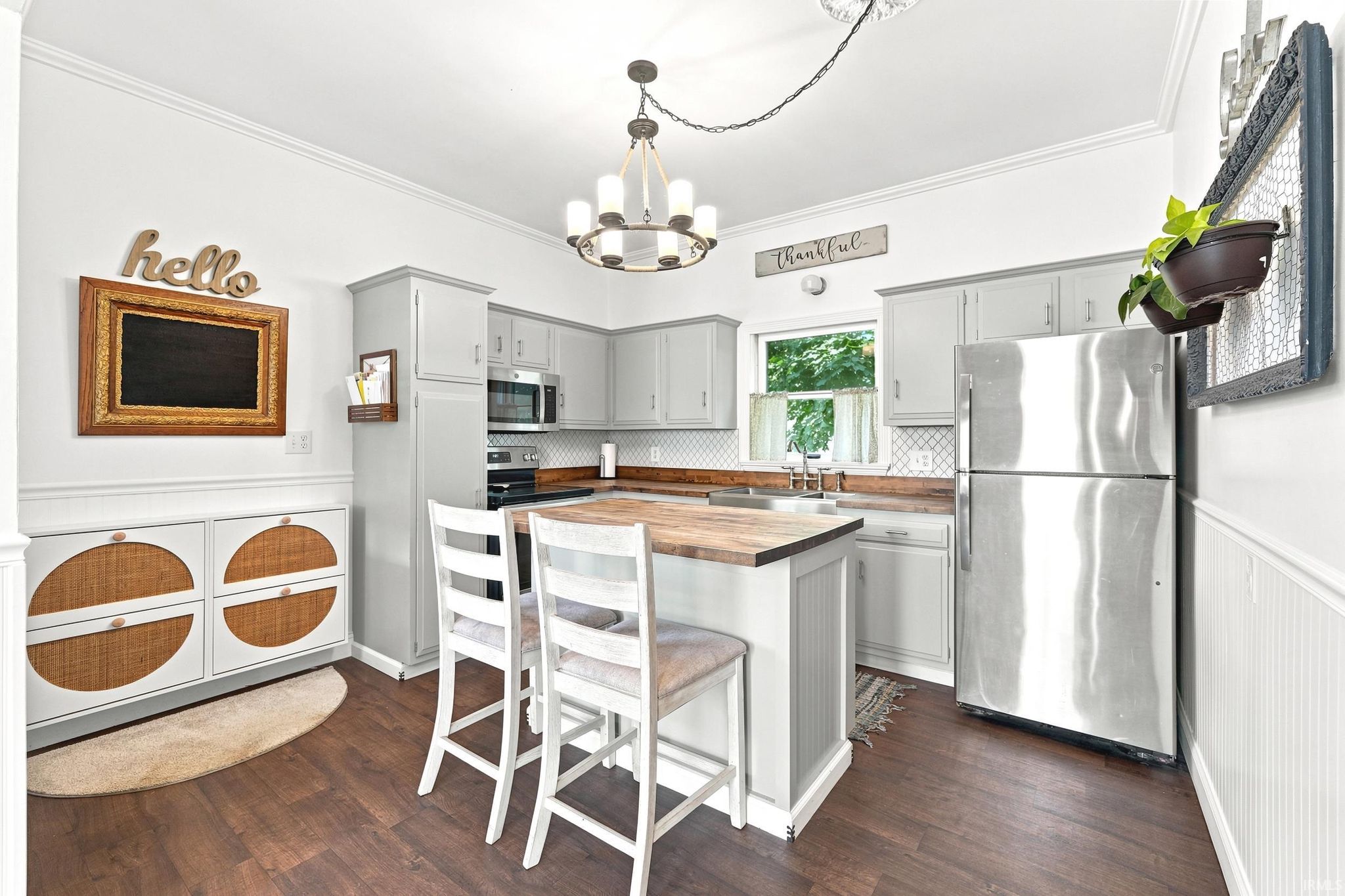 Image of 405 W South Street