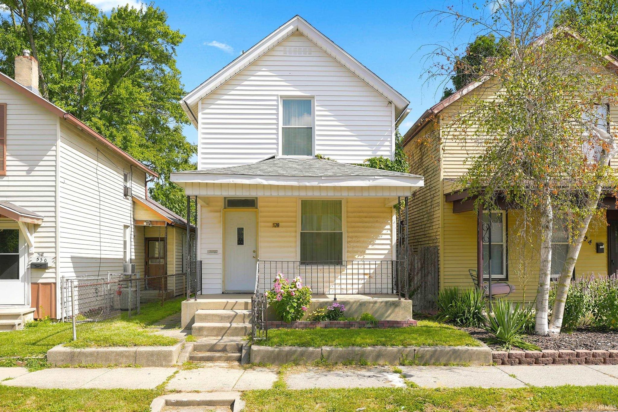 528 W 4Th Street