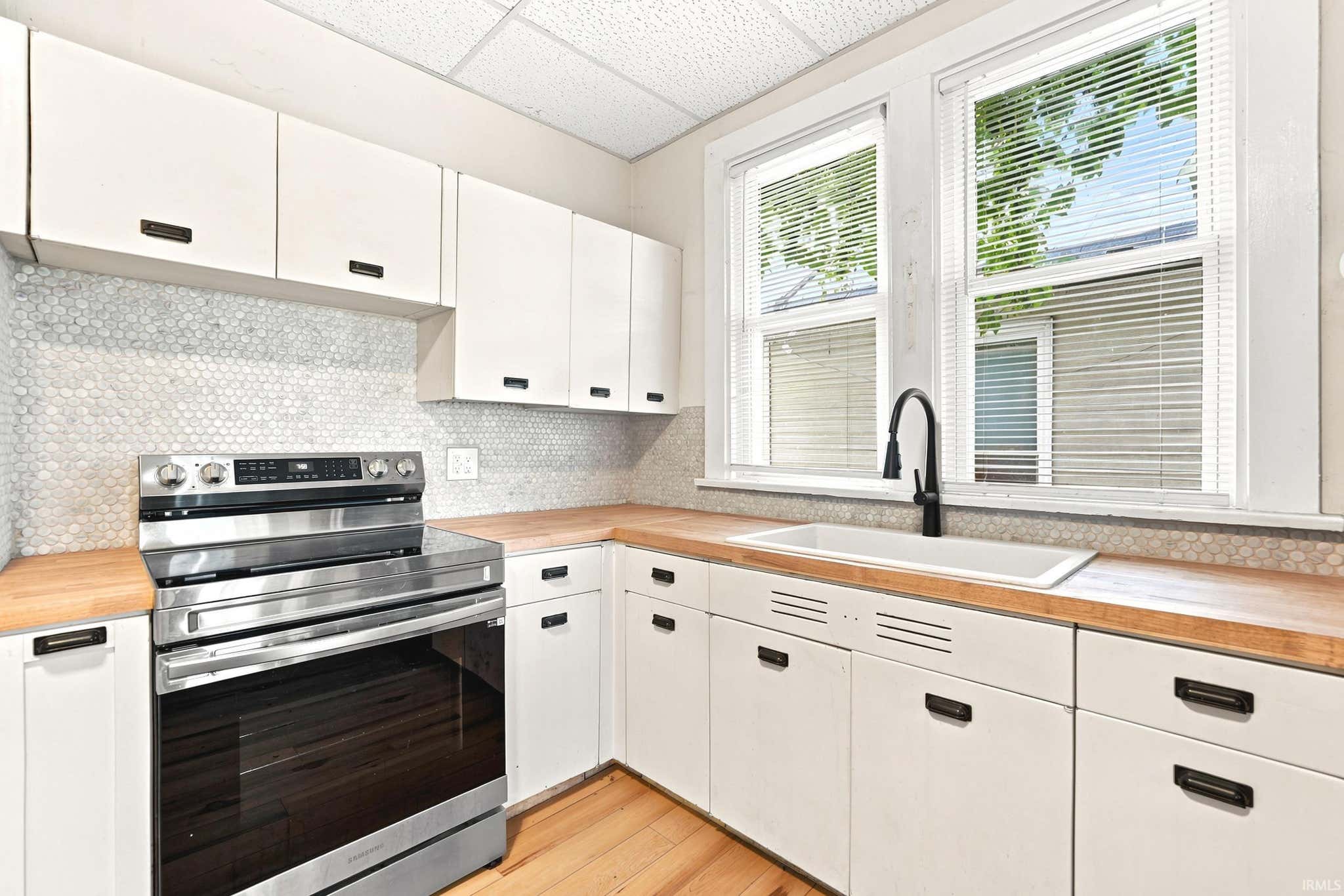Image of 528 W 4Th Street