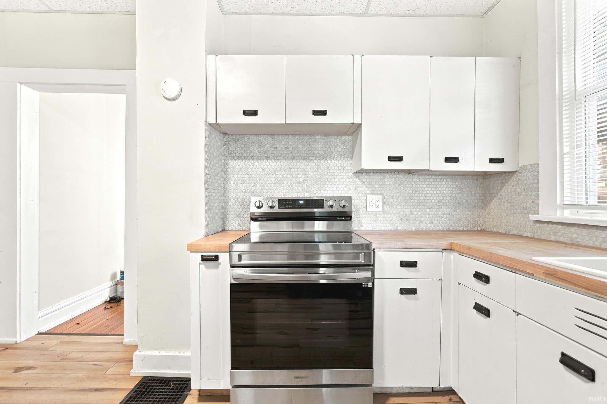 Image of 528 W 4Th Street