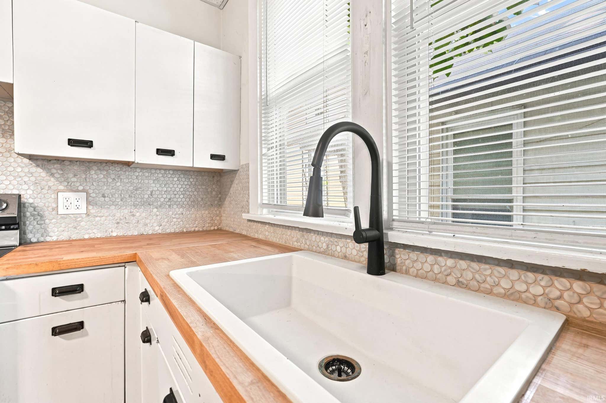 Image of 528 W 4Th Street