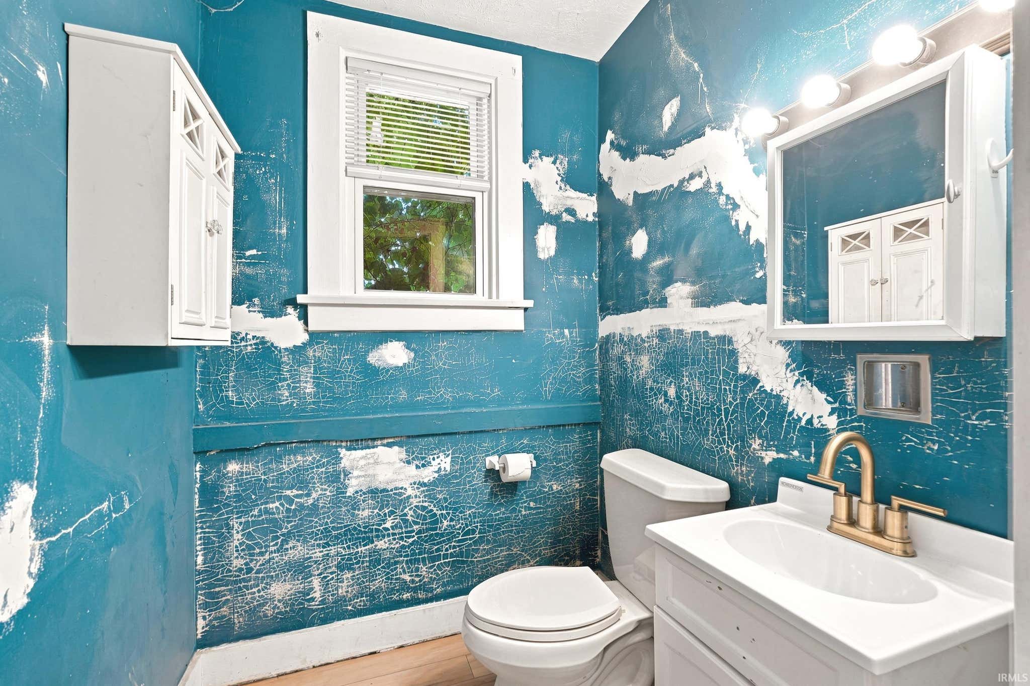 Image of 528 W 4Th Street