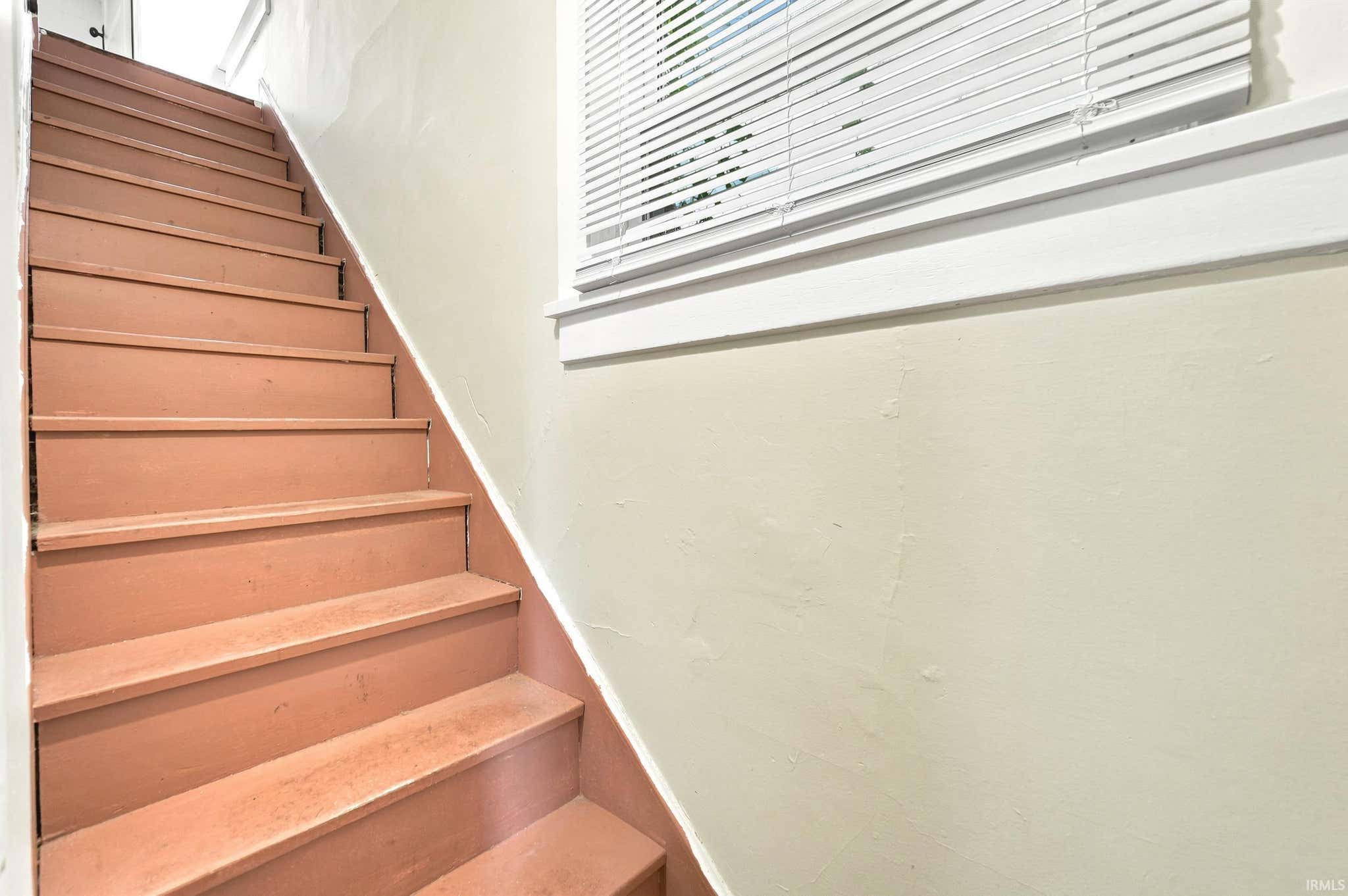Image of 528 W 4Th Street