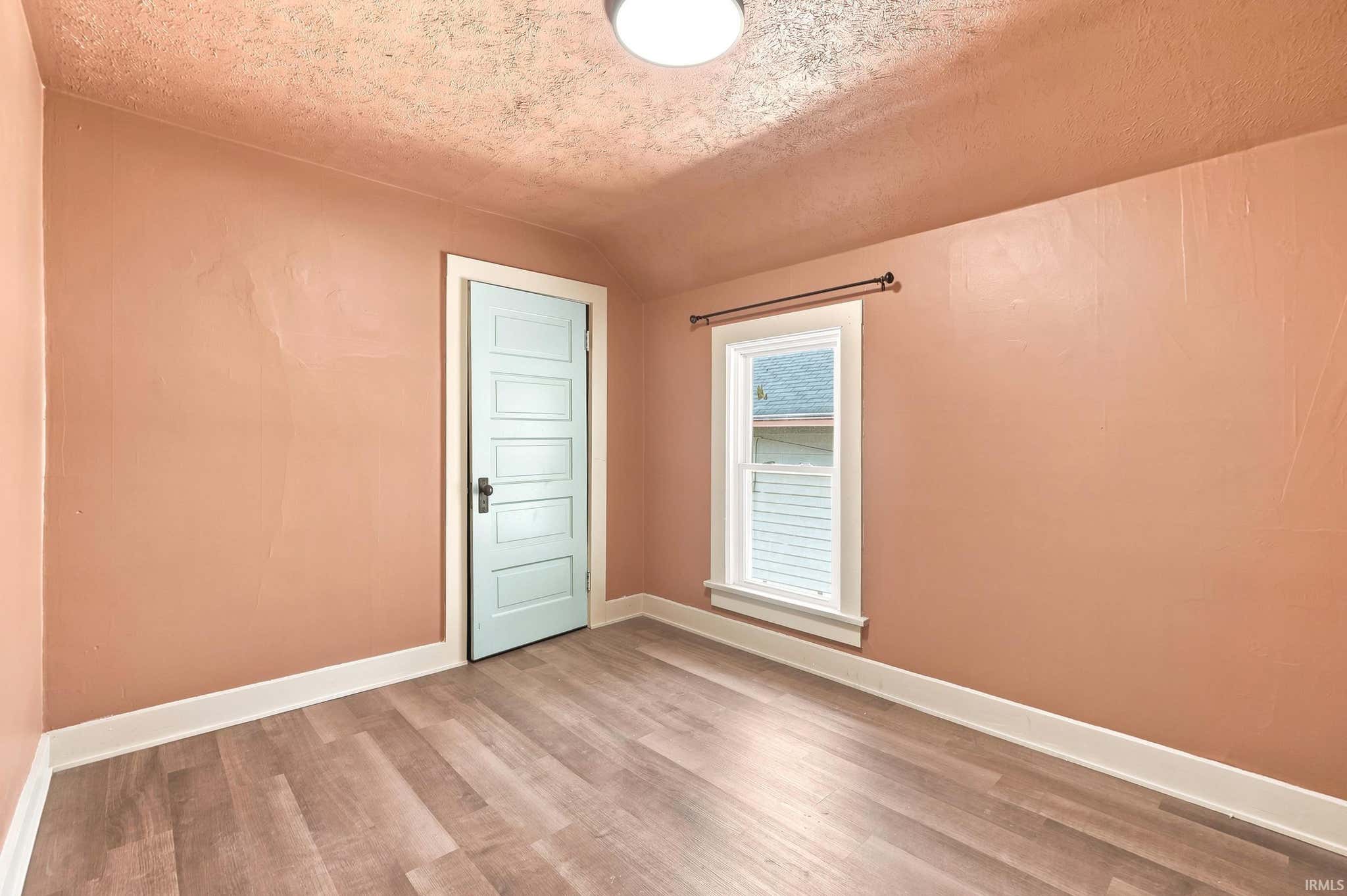 Image of 528 W 4Th Street