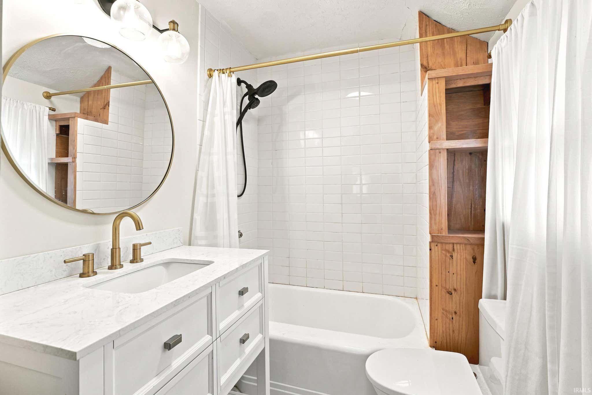 Image of 528 W 4Th Street