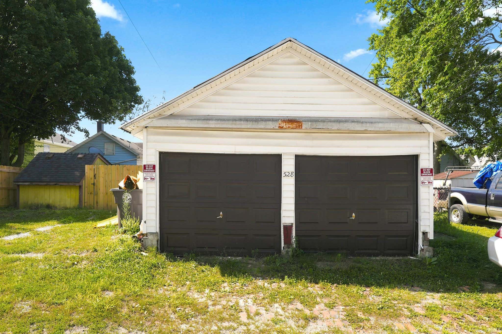 Image of 528 W 4Th Street