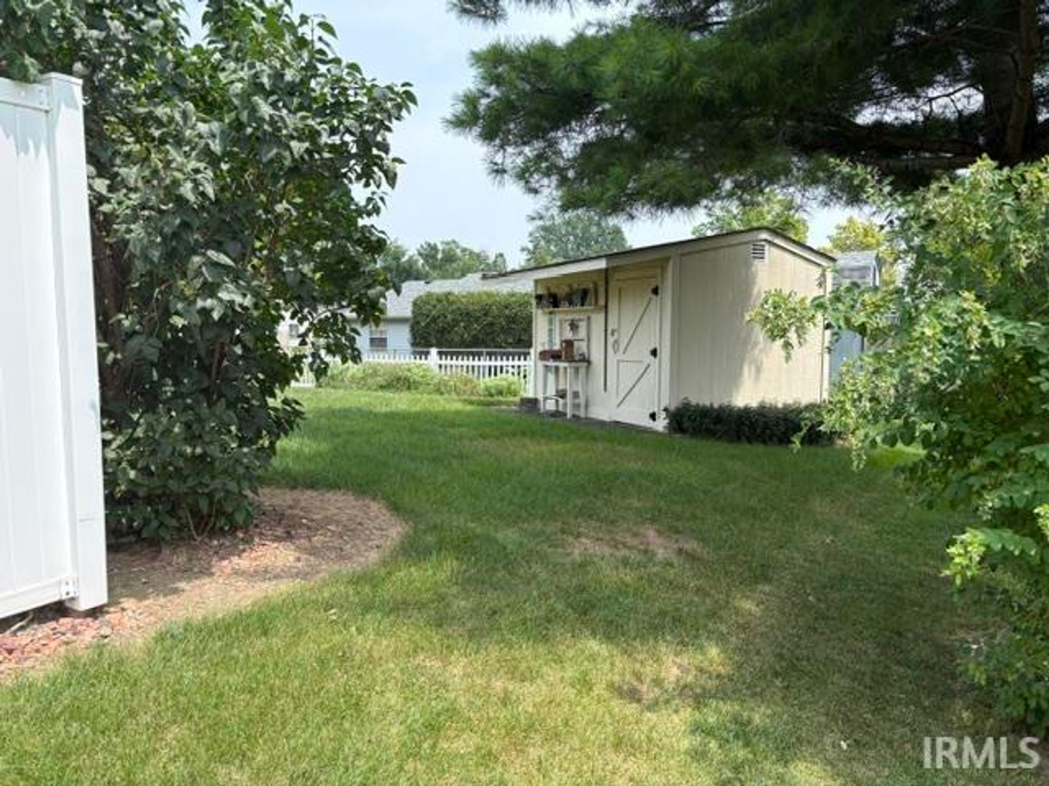Image of 1627 Bardsey Lane