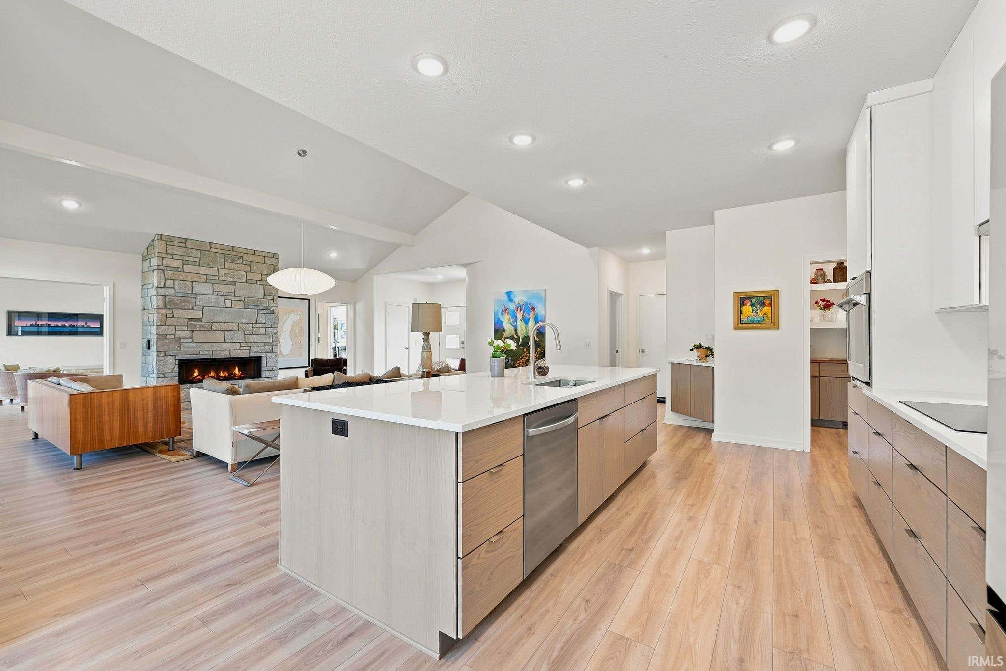 Image of 2104 Golfview Drive