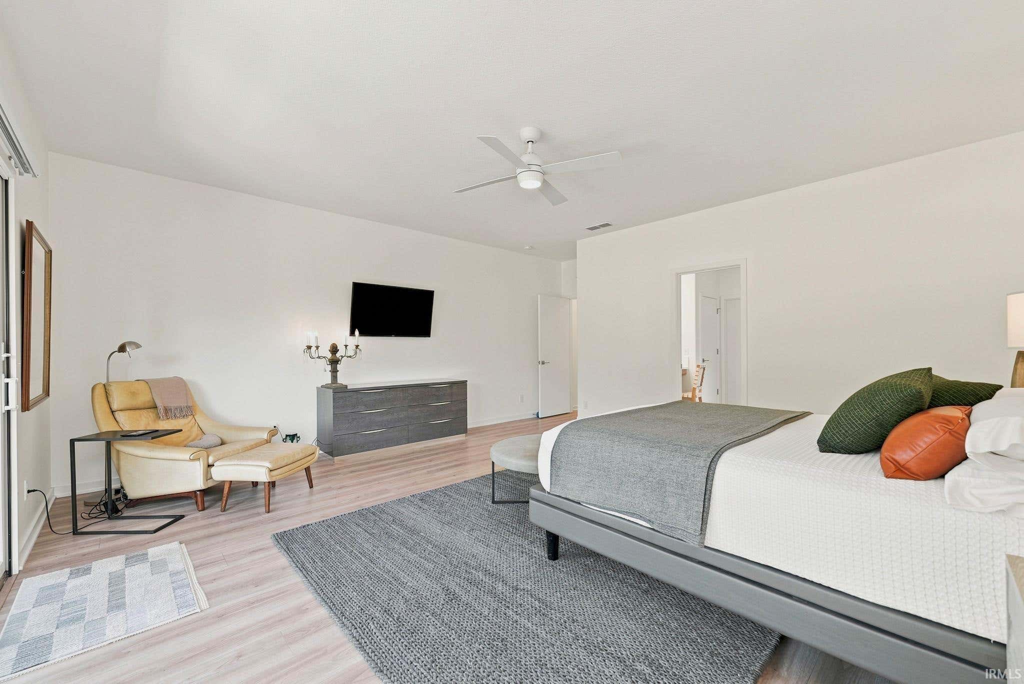 Image of 2104 Golfview Drive