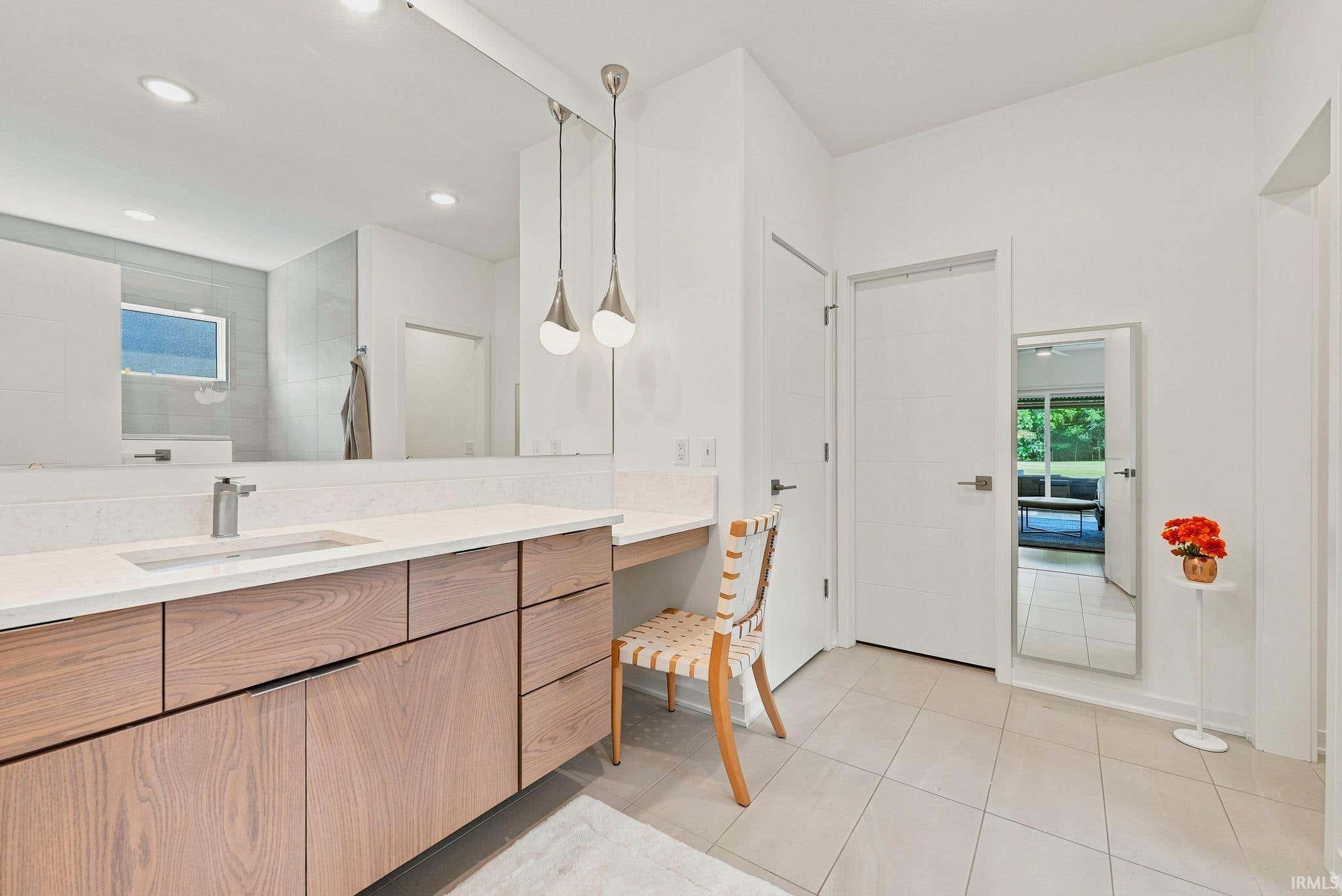 Image of 2104 Golfview Drive