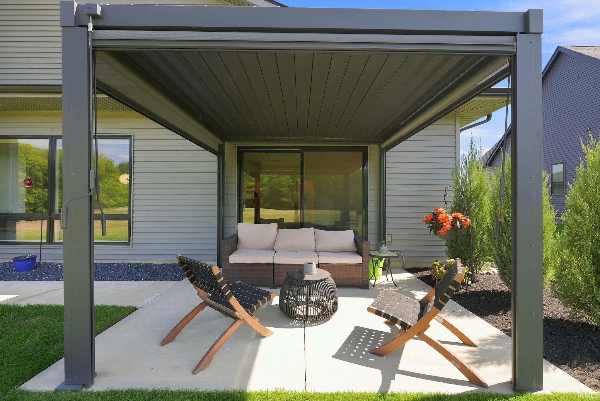 Image of 2104 Golfview Drive