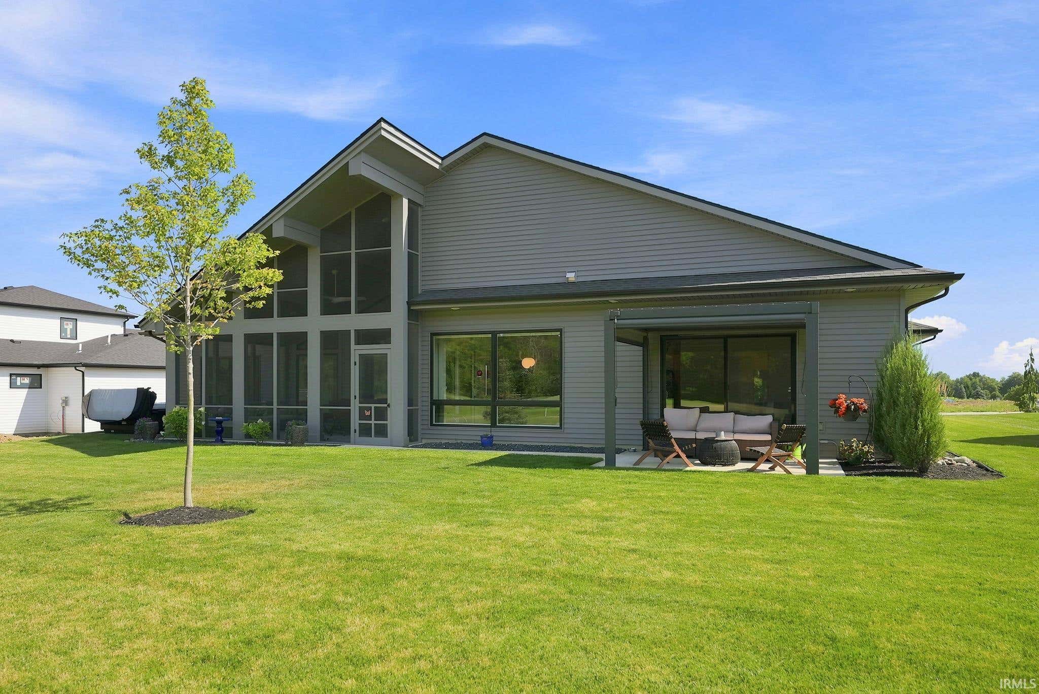 Image of 2104 Golfview Drive