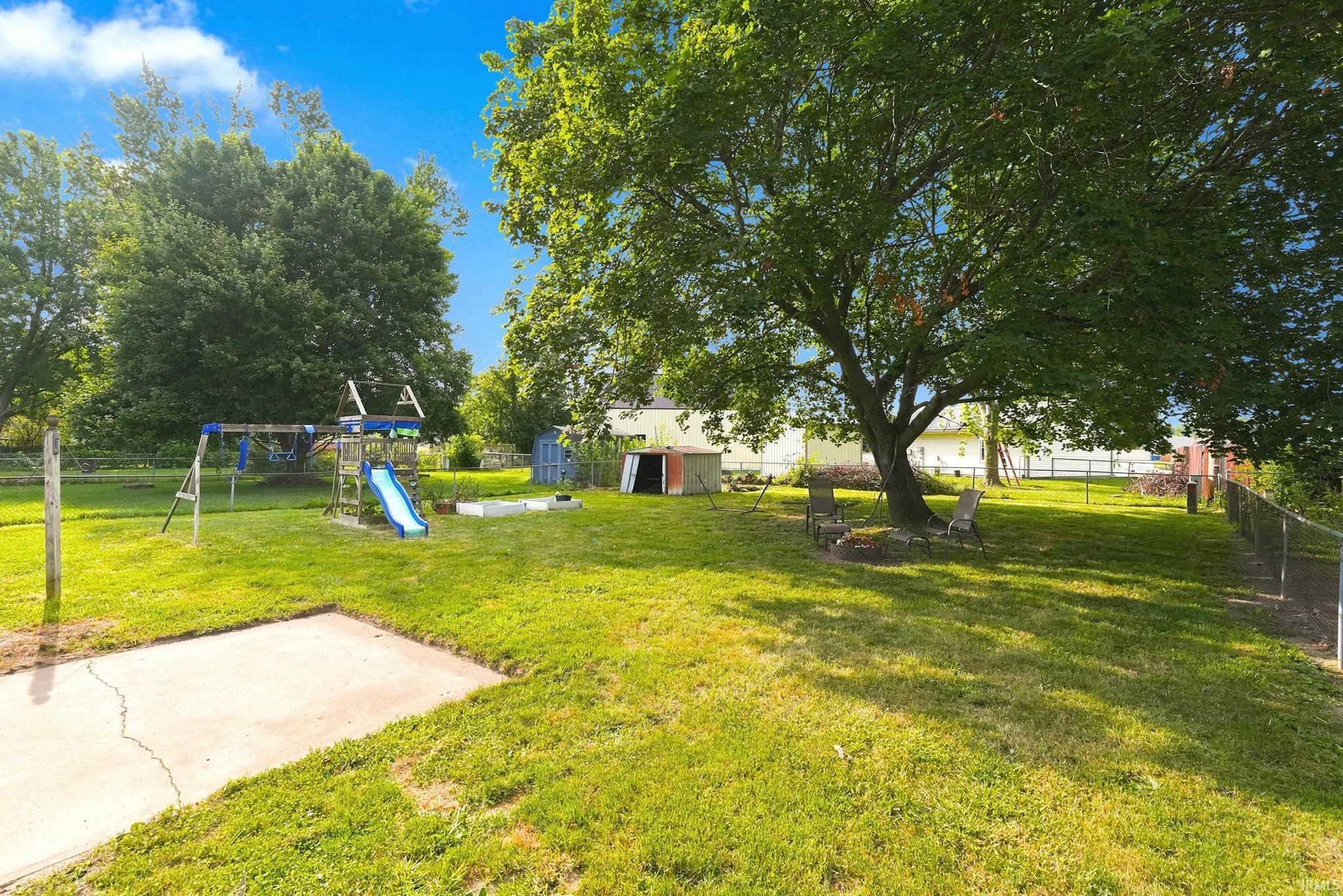 Image of 1421 Rabbit Run
