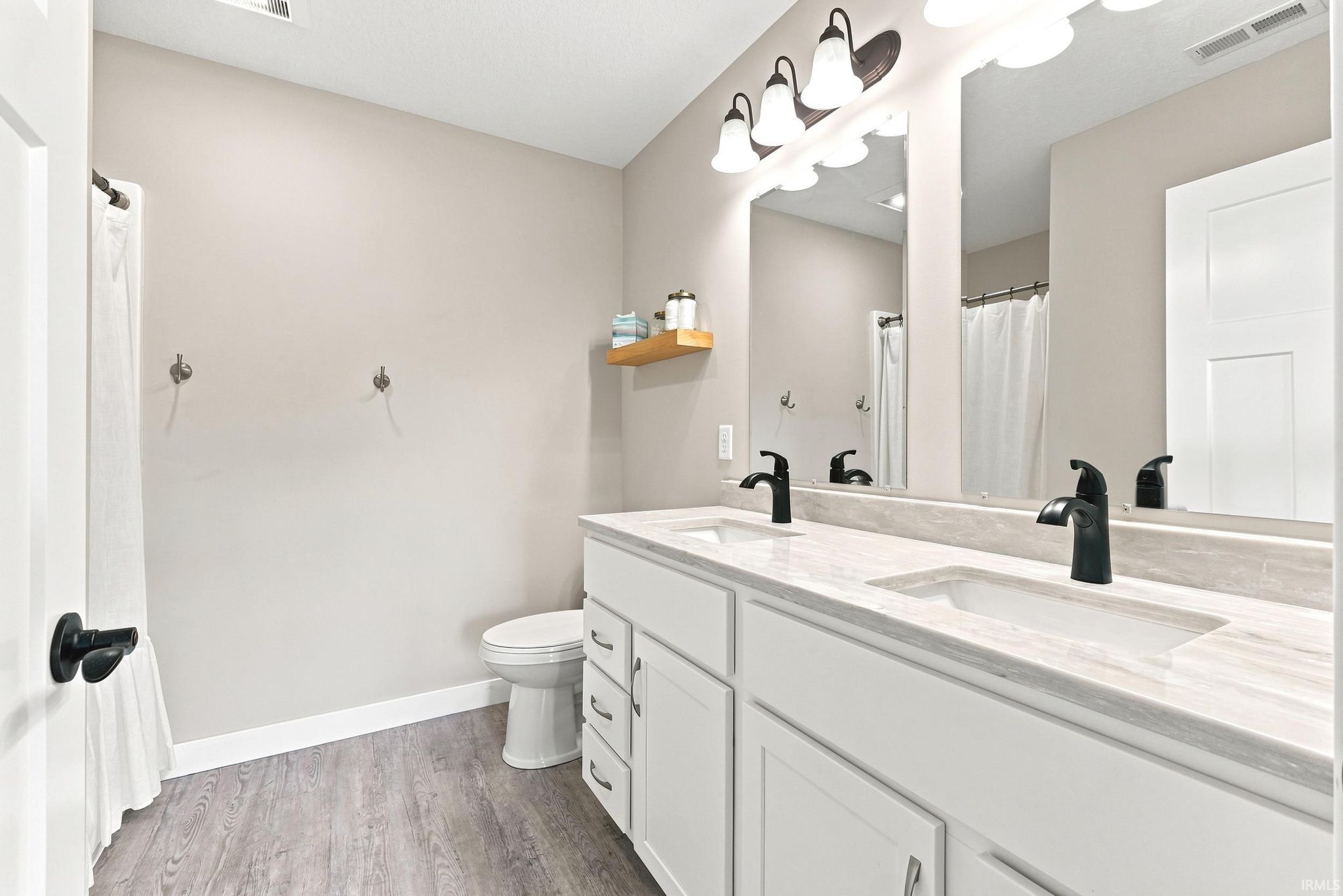 Image of 7803 Tumnus Trail