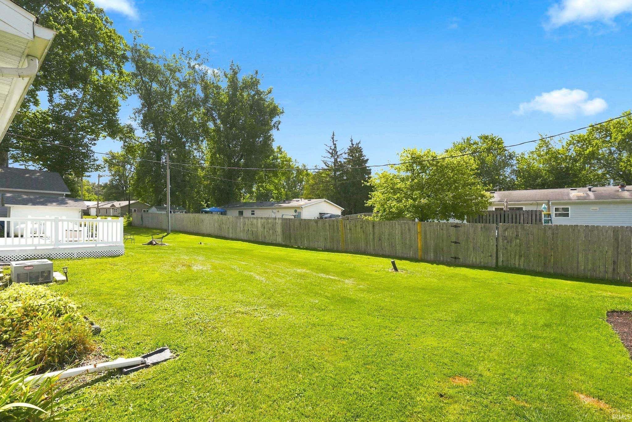 Image of 3543 W Maple Dr-57 Road