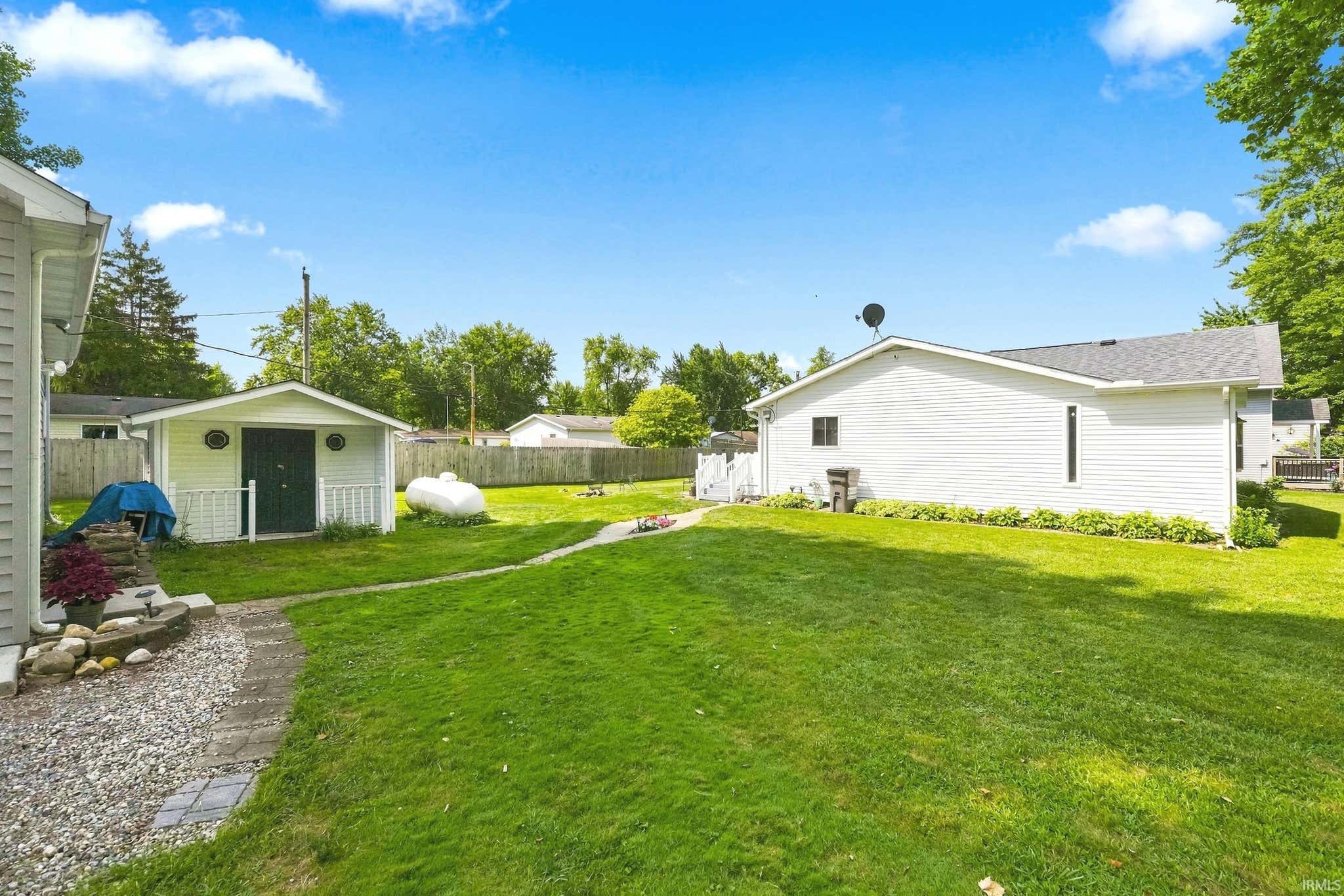 Image of 3543 W Maple Dr-57 Road