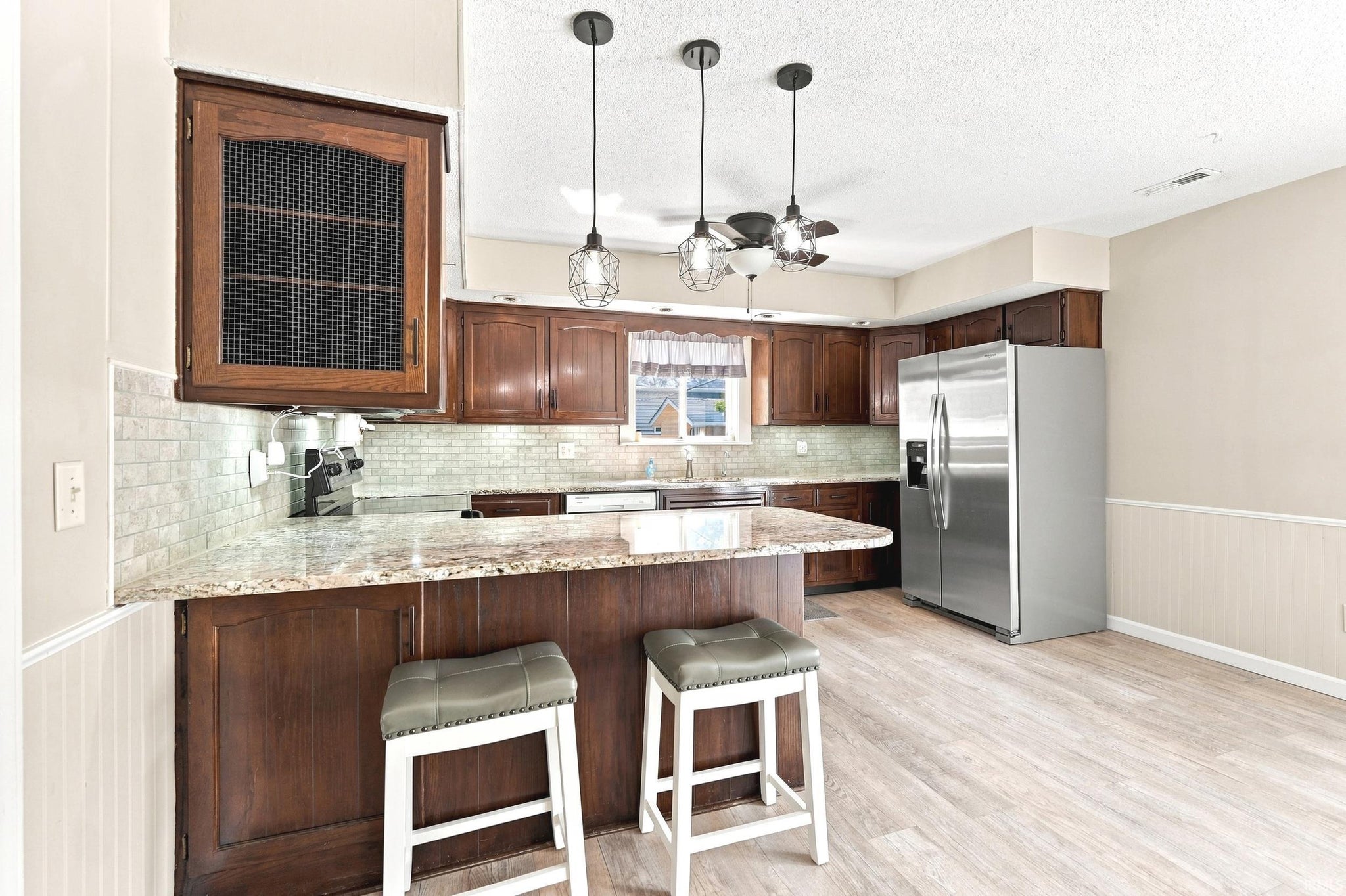 Image of 3543 W Maple Dr-57 Road