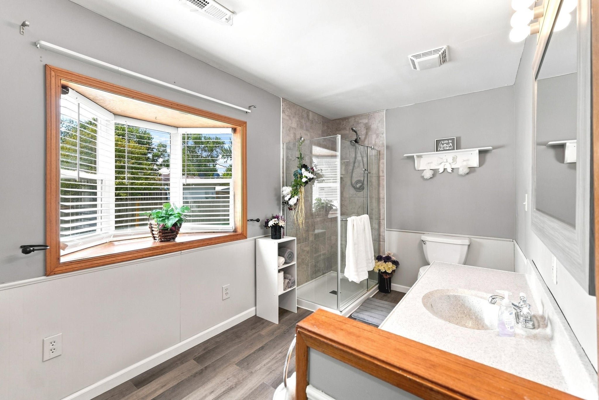 Image of 3543 W Maple Dr-57 Road