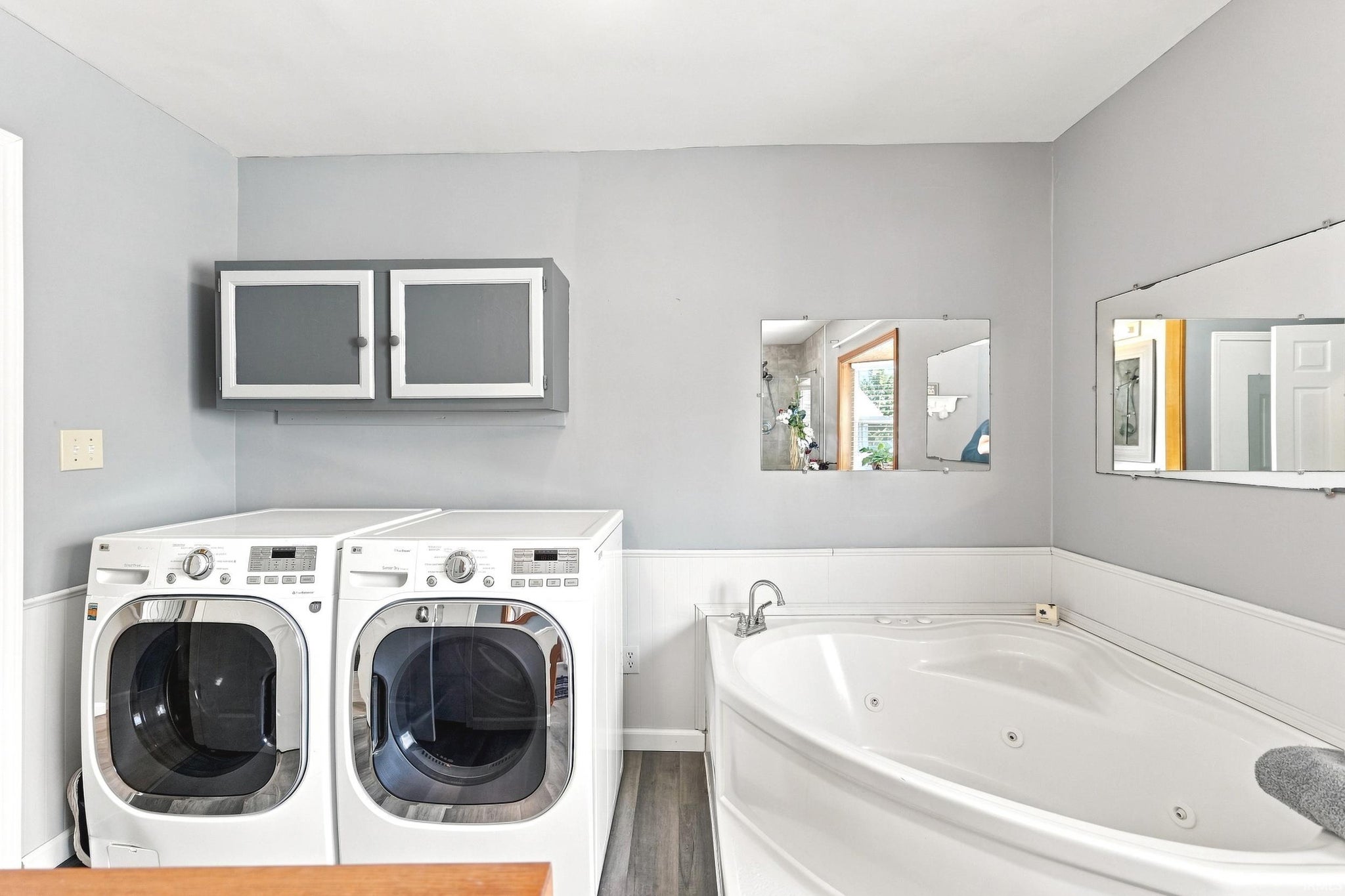 Image of 3543 W Maple Dr-57 Road