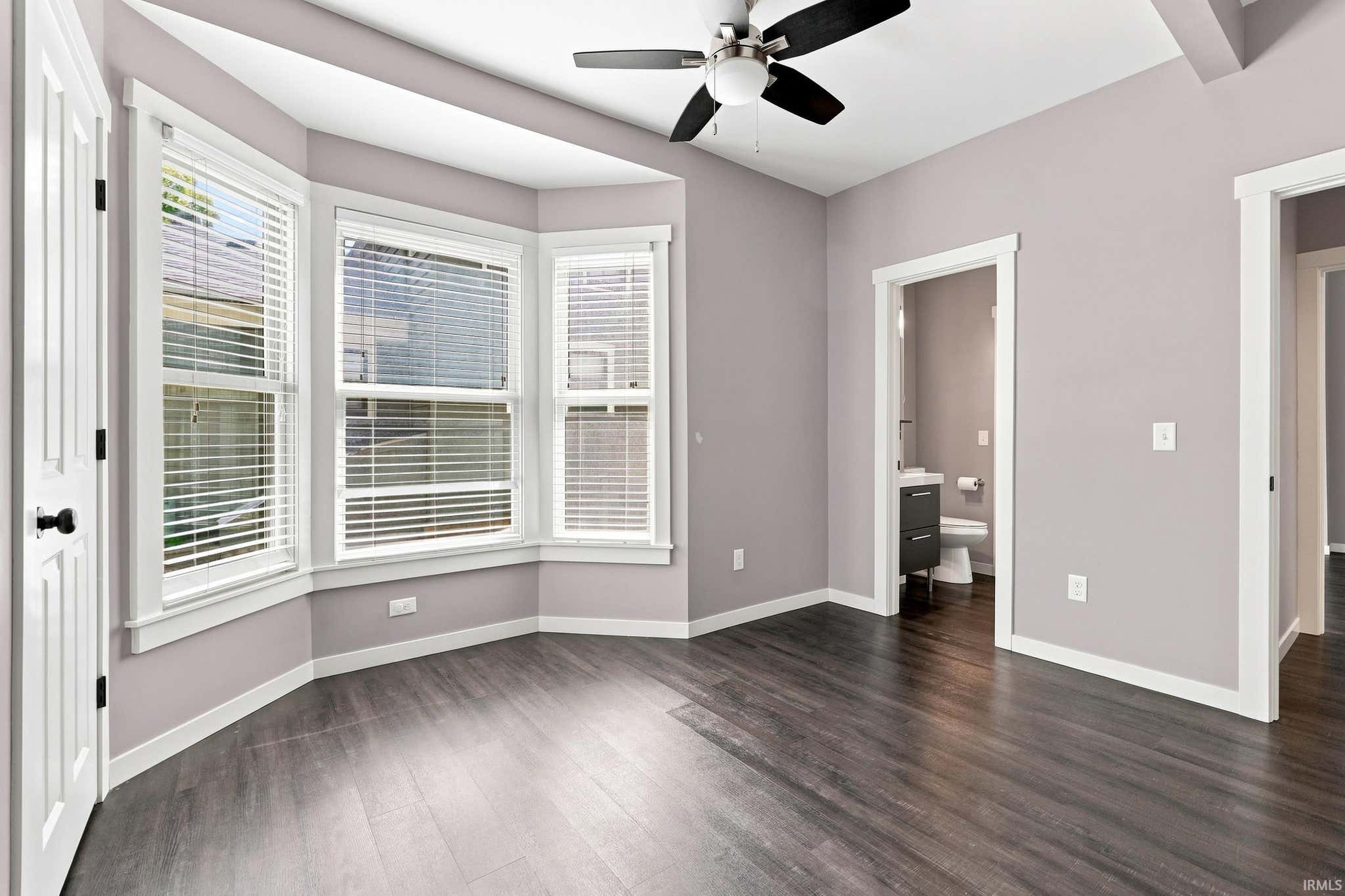 Image of 1016 W Washington Boulevard 1