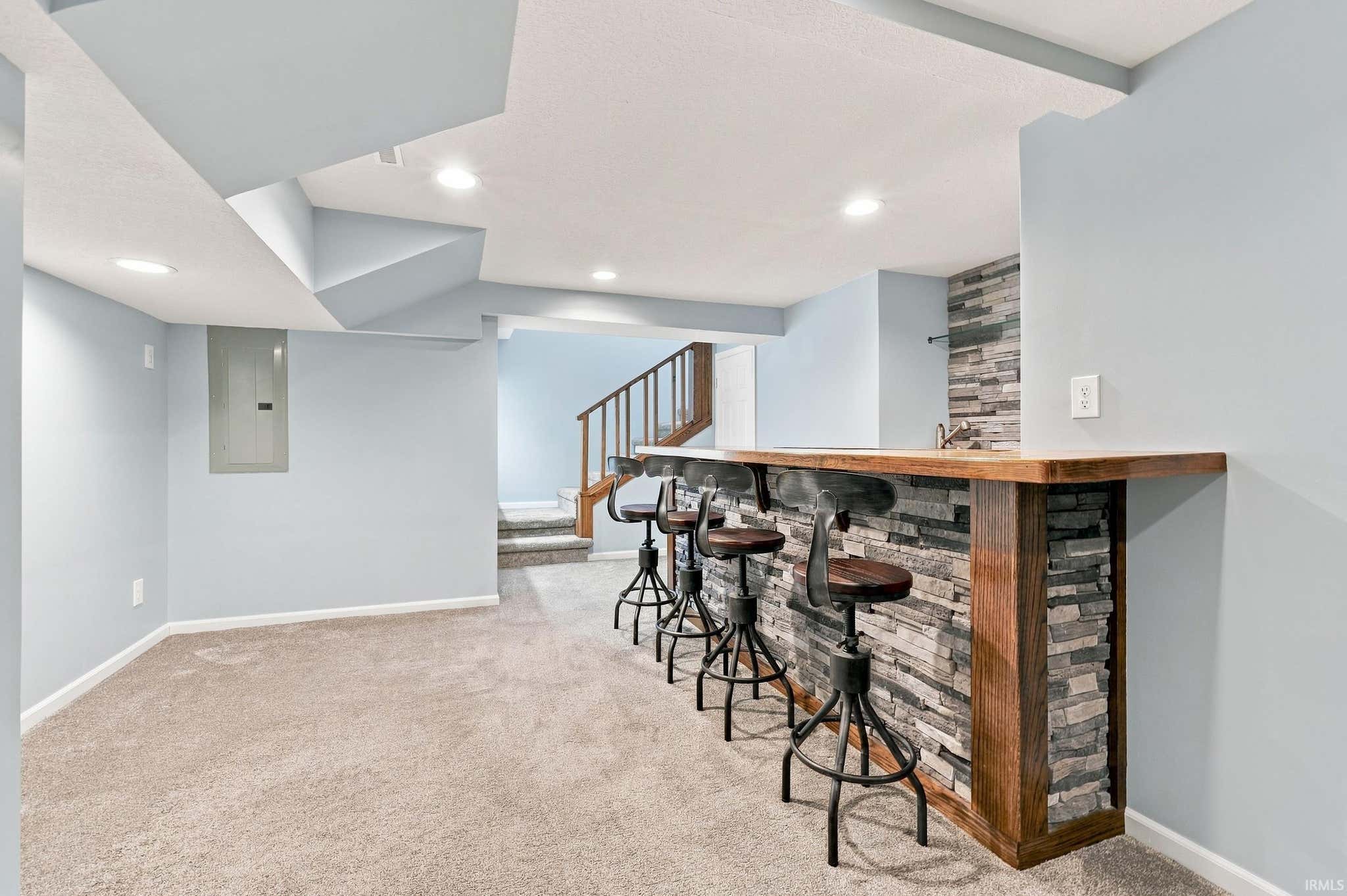 Image of 1016 W Washington Boulevard 1