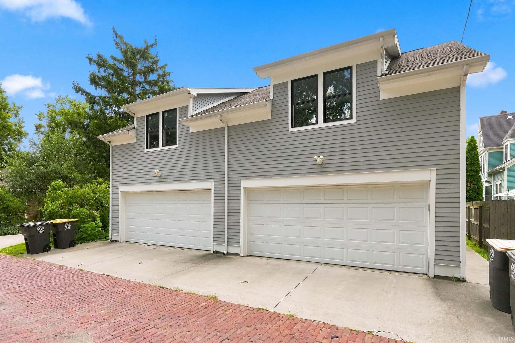 Image of 1016 W Washington Boulevard 1