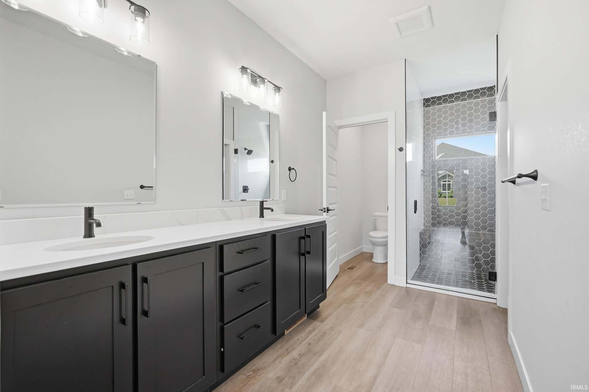 Image of 12915 Hallux Cove