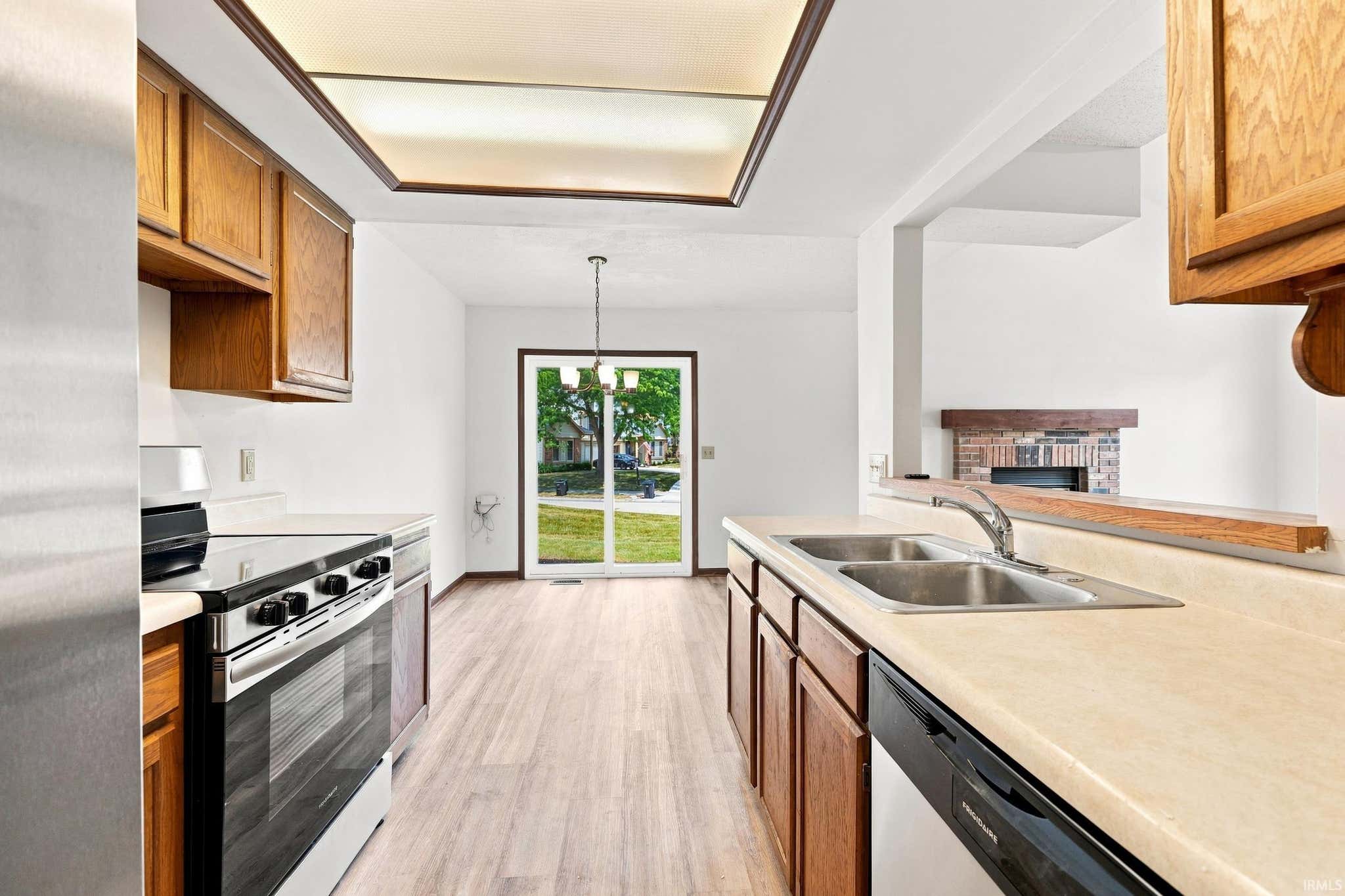 Image of 5005 Pinebrook Drive