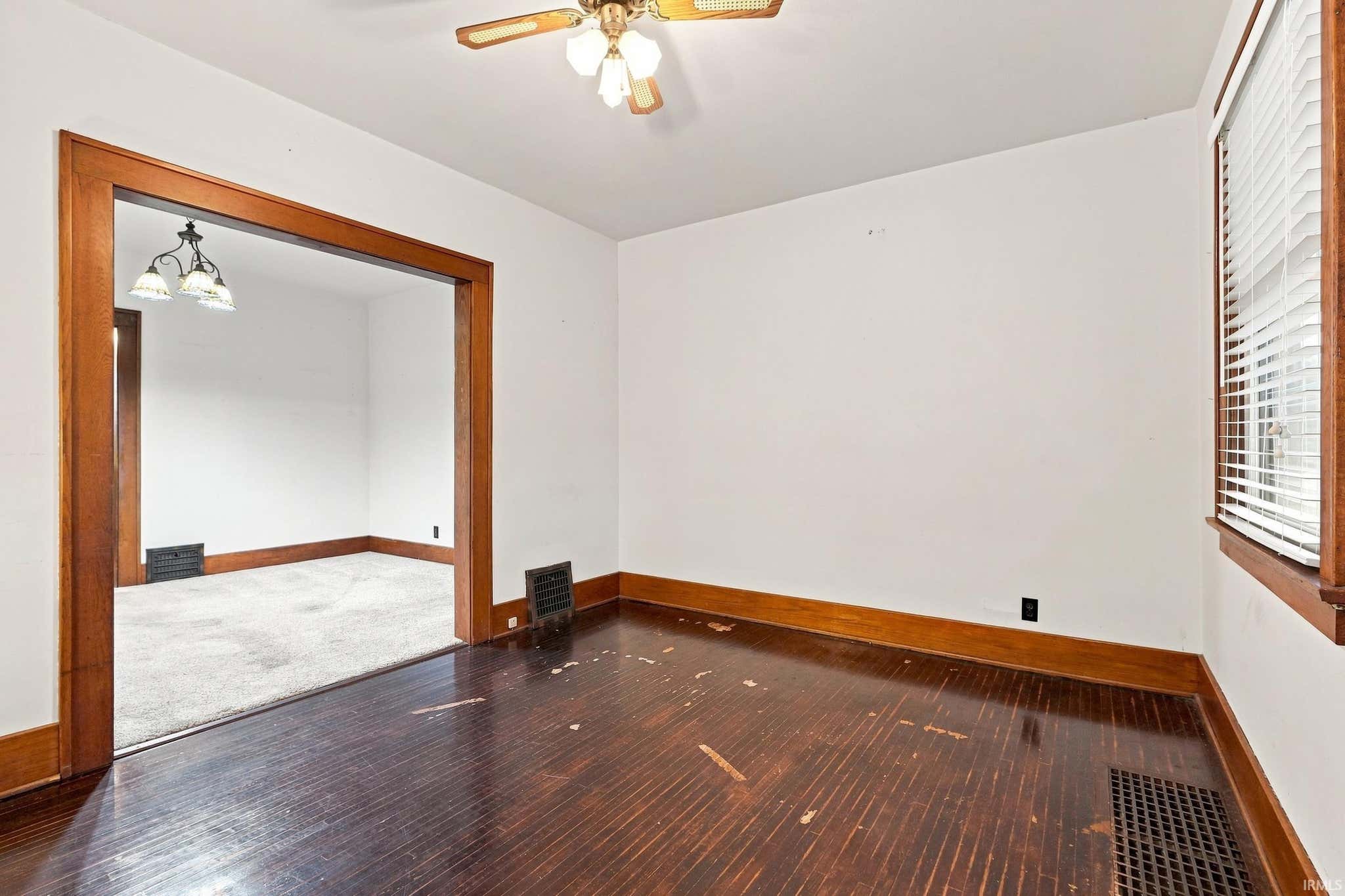Image of 2021 Oakland Street