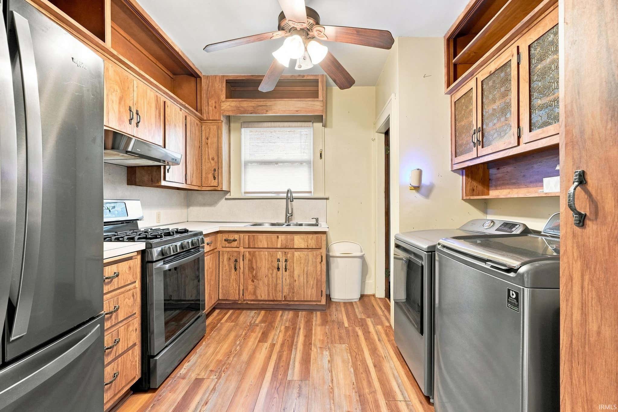 Image of 2021 Oakland Street