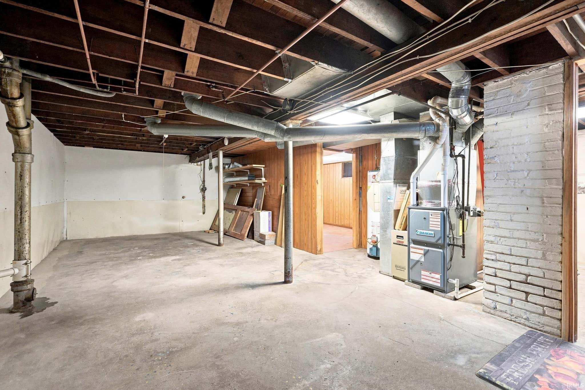 Image of 2021 Oakland Street