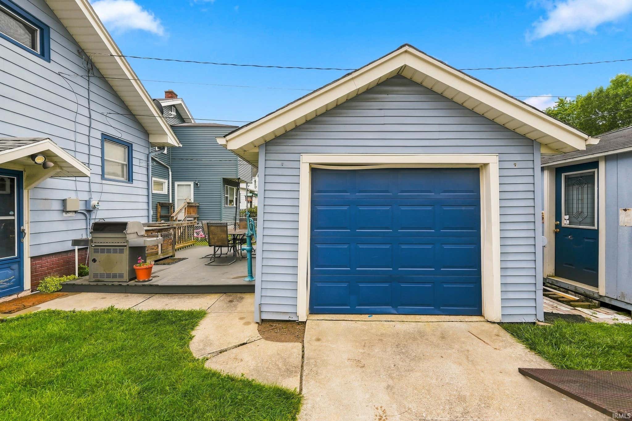 Image of 2021 Oakland Street