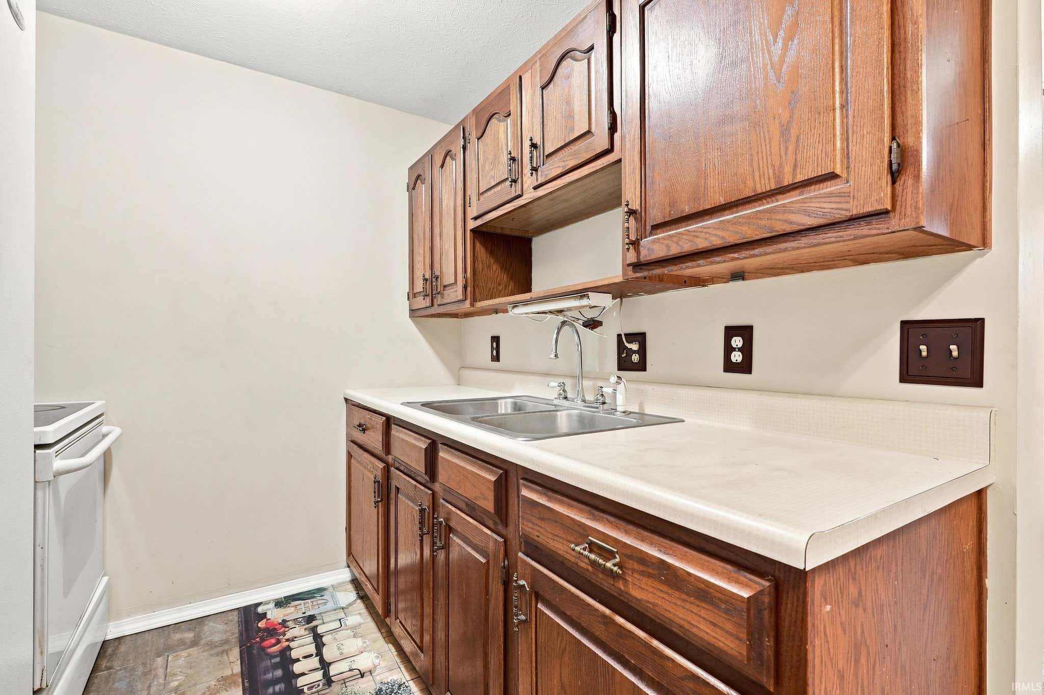 Image of 2927 Westbrook Drive B-315