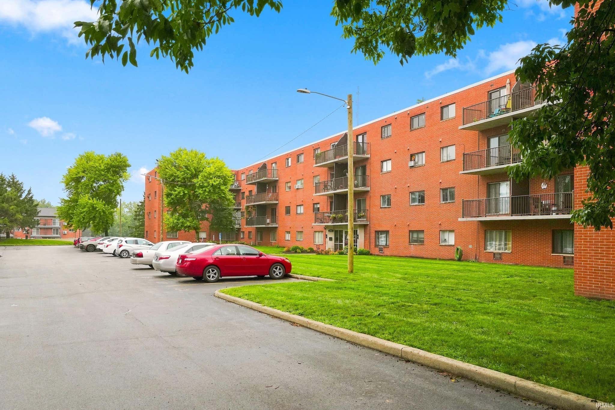 Image of 2927 Westbrook Drive B-315