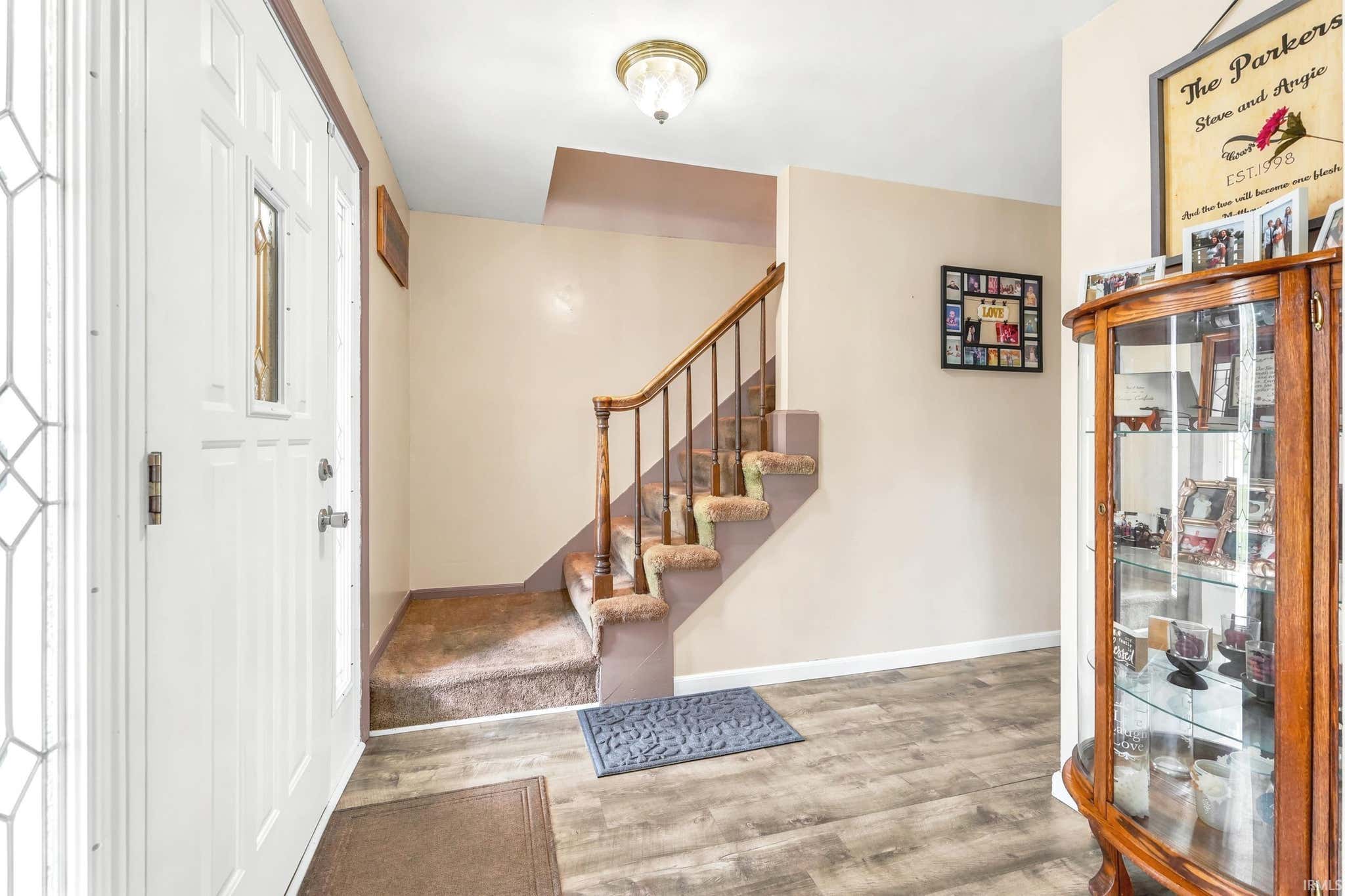 Image of 1406 Cherry Lane
