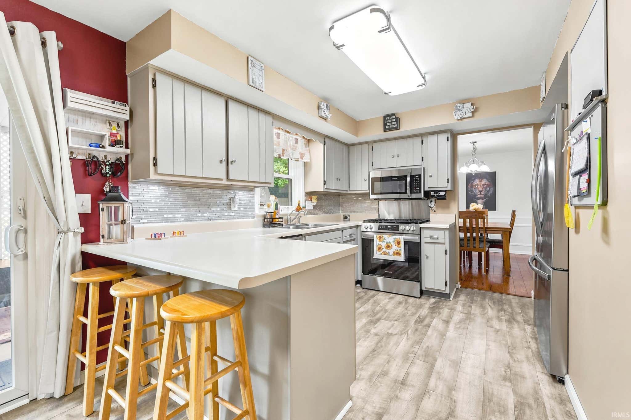 Image of 1406 Cherry Lane