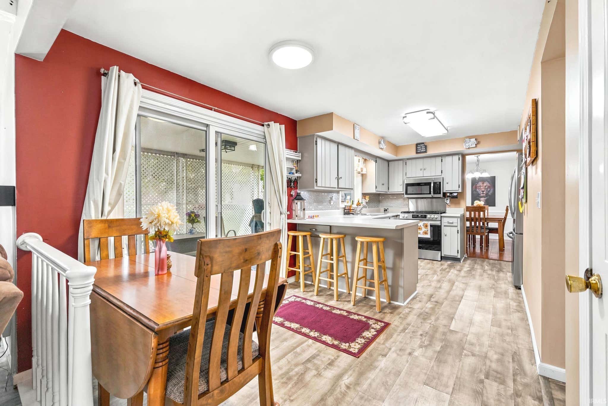 Image of 1406 Cherry Lane